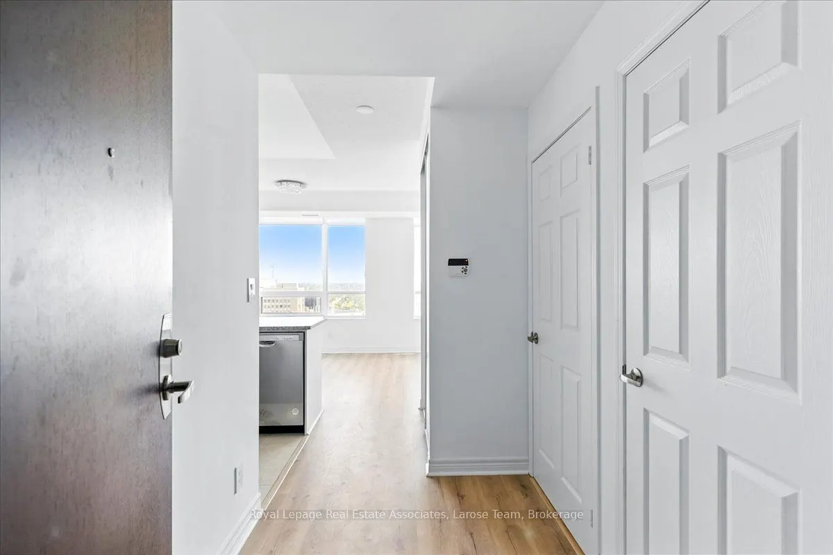 208 Enfield Place, #3701
