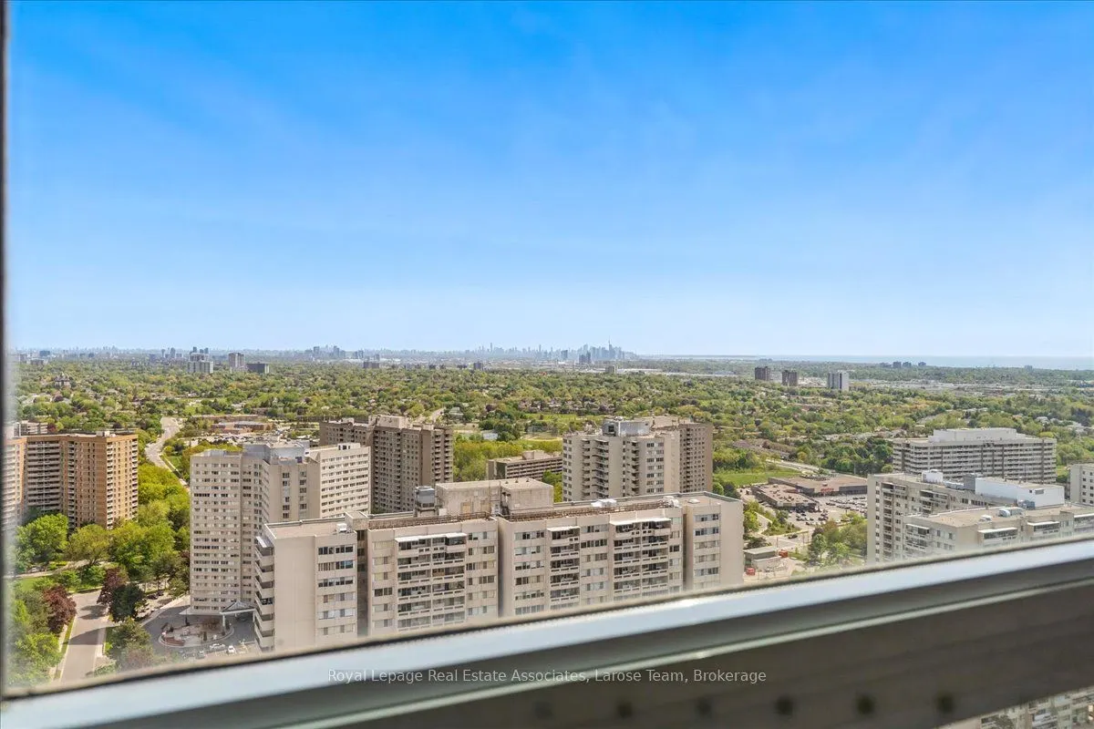 208 Enfield Place, #3701