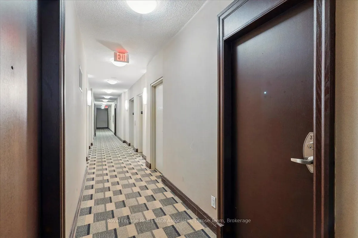 208 Enfield Place, #3701