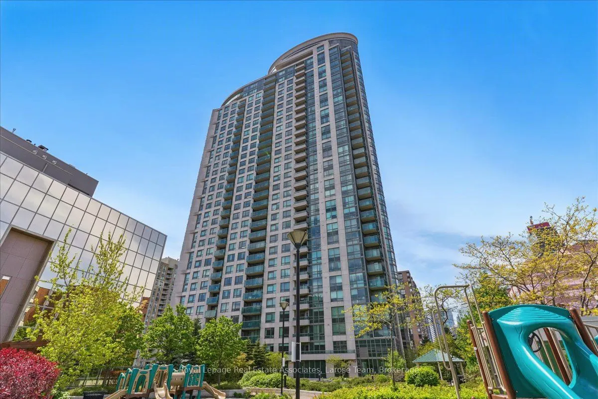 208 Enfield Place, #3701