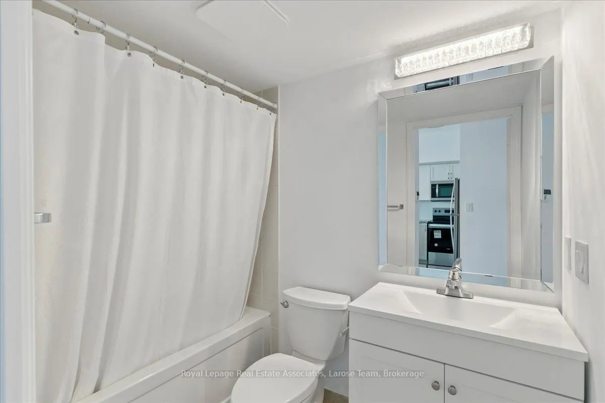 208 Enfield Place, #3701