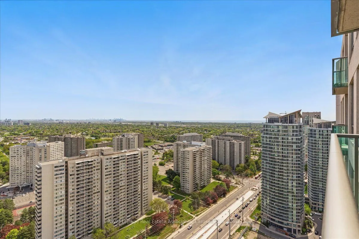 208 Enfield Place, #3701