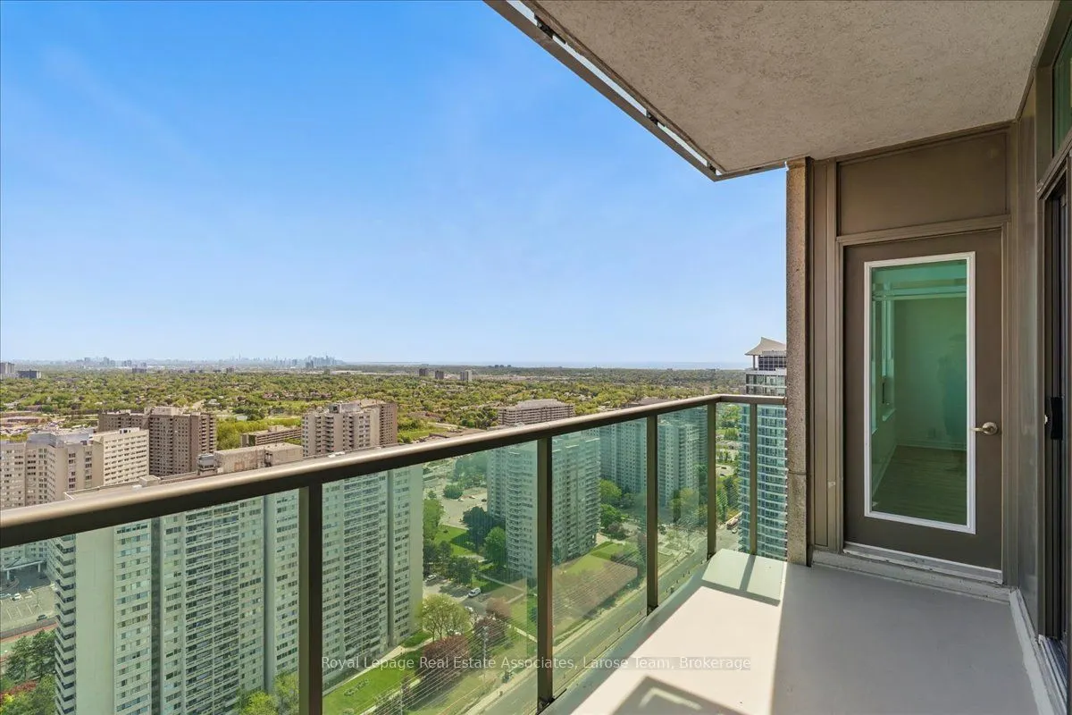 208 Enfield Place, #3701