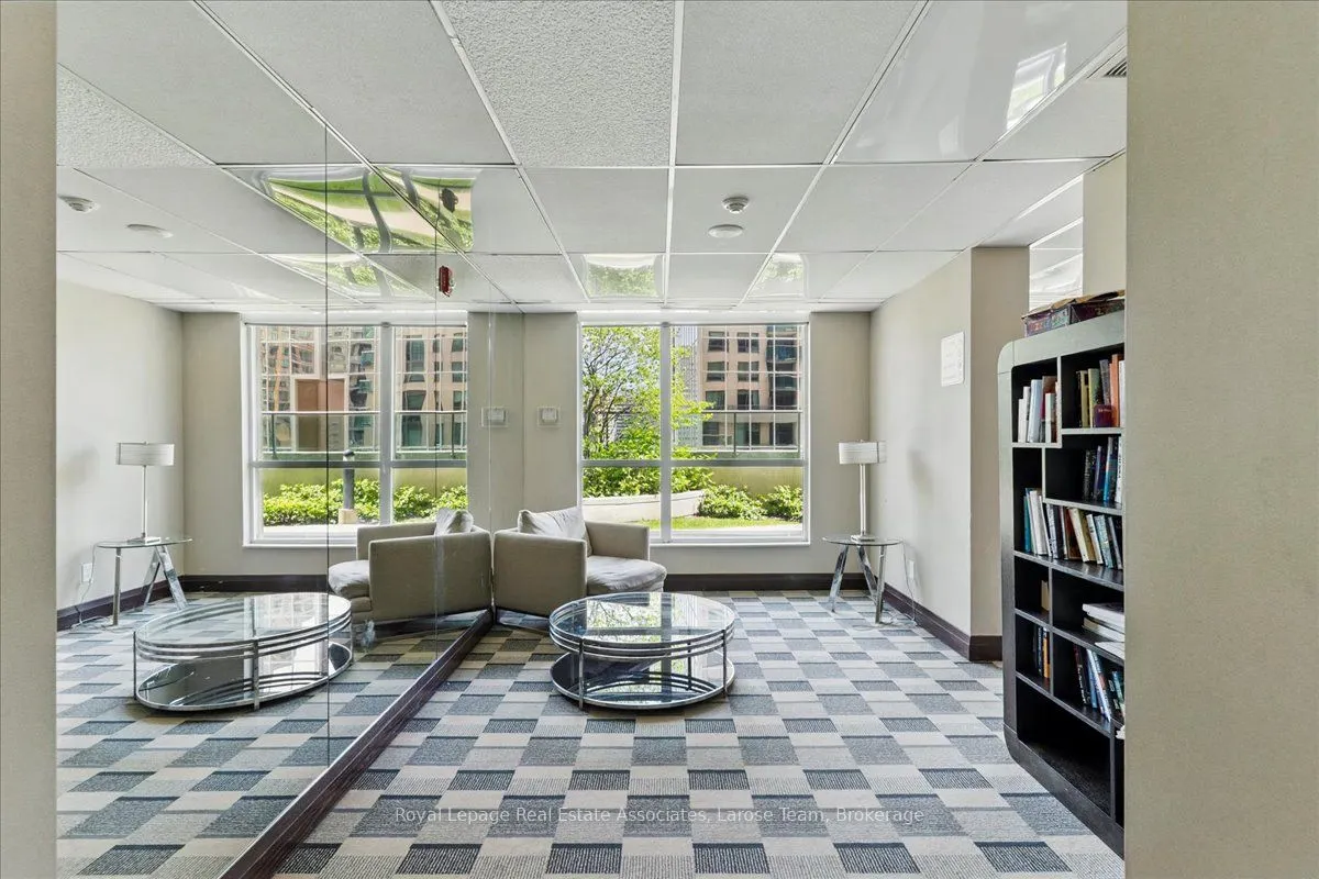 208 Enfield Place, #3701
