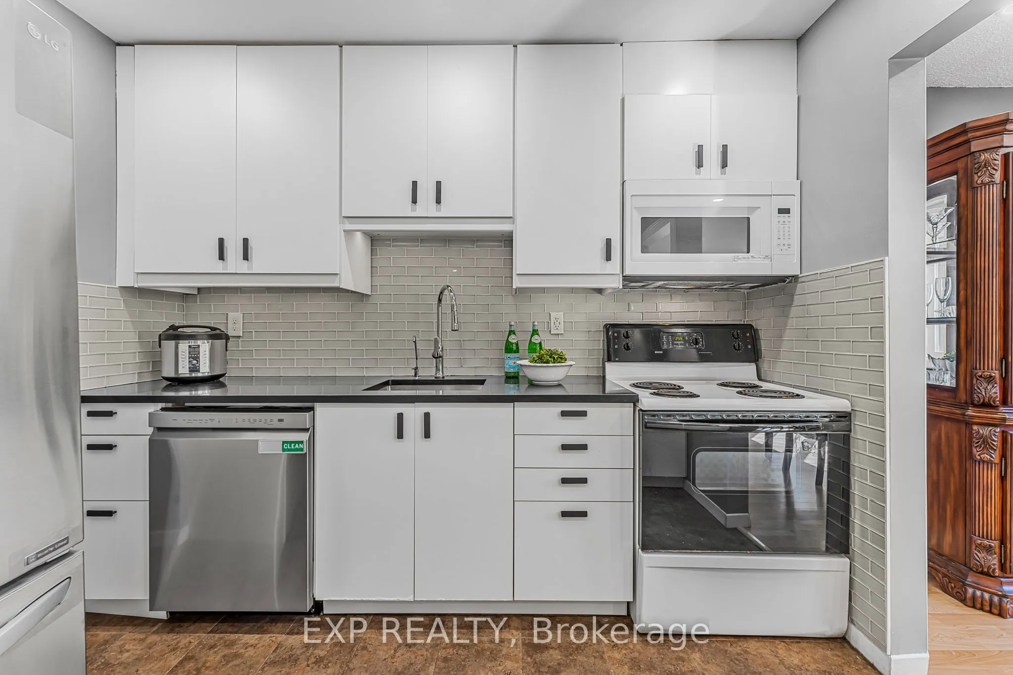 6797 Formentera Avenue, #70