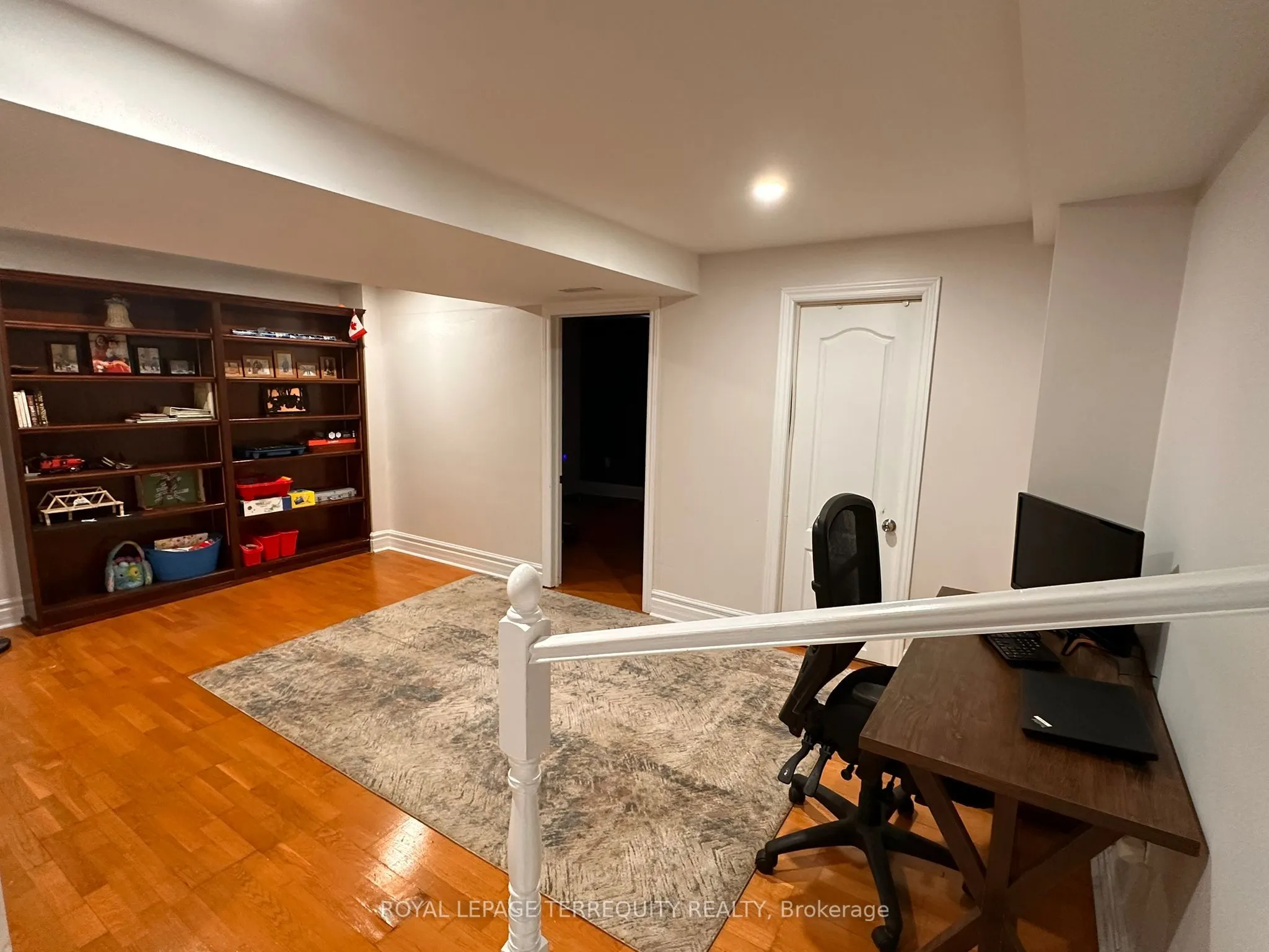 3836 Ridgepoint Way