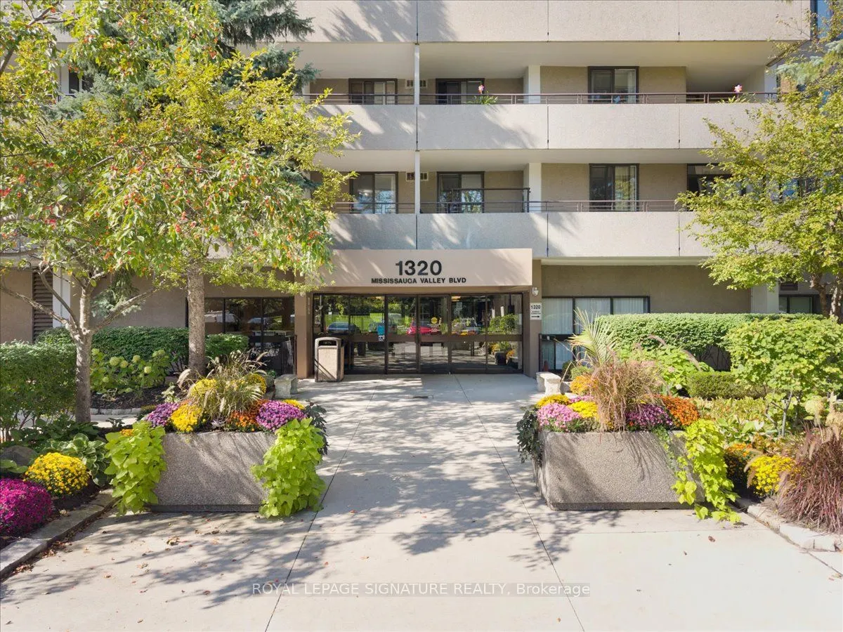 1320 Mississauga Valley Boulevard, #601