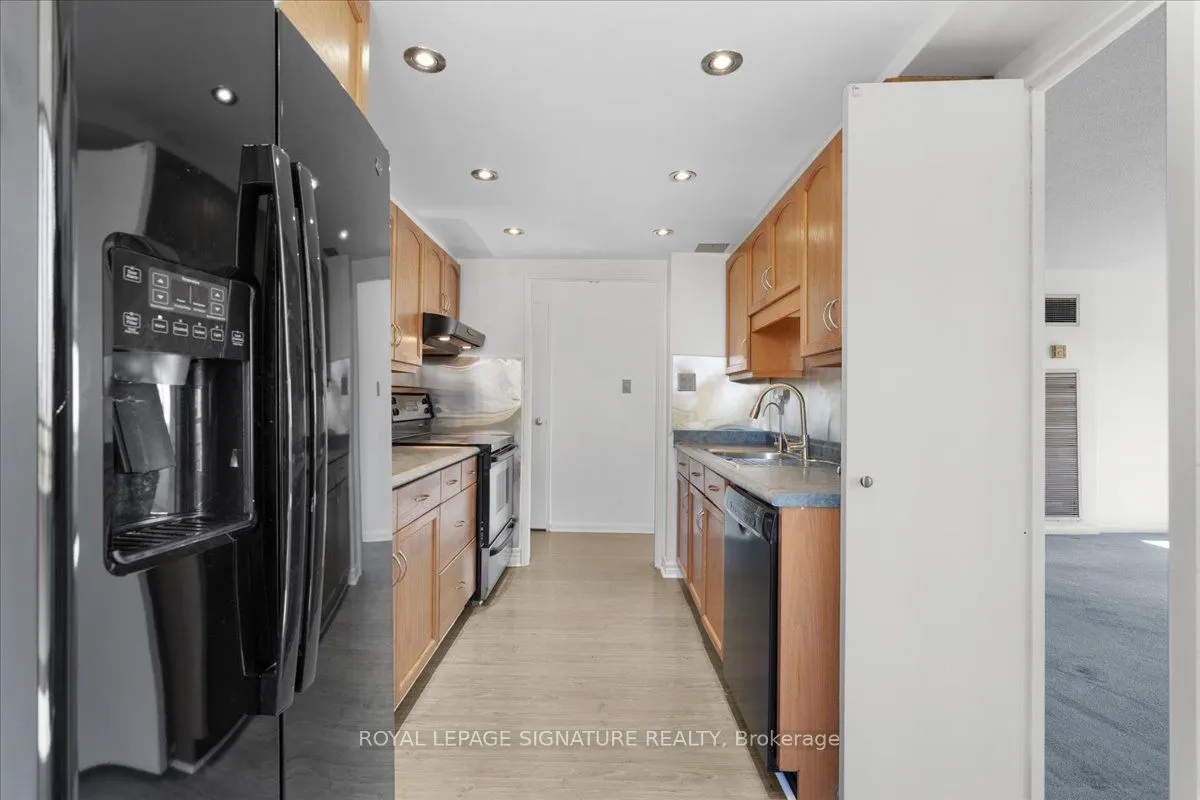 1320 Mississauga Valley Boulevard, #601
