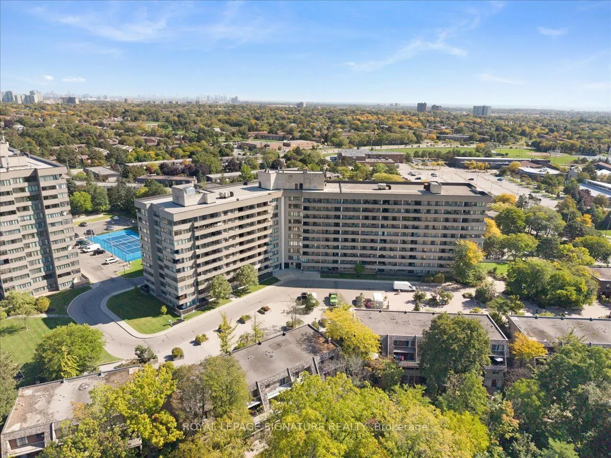 1320 Mississauga Valley Boulevard, #601