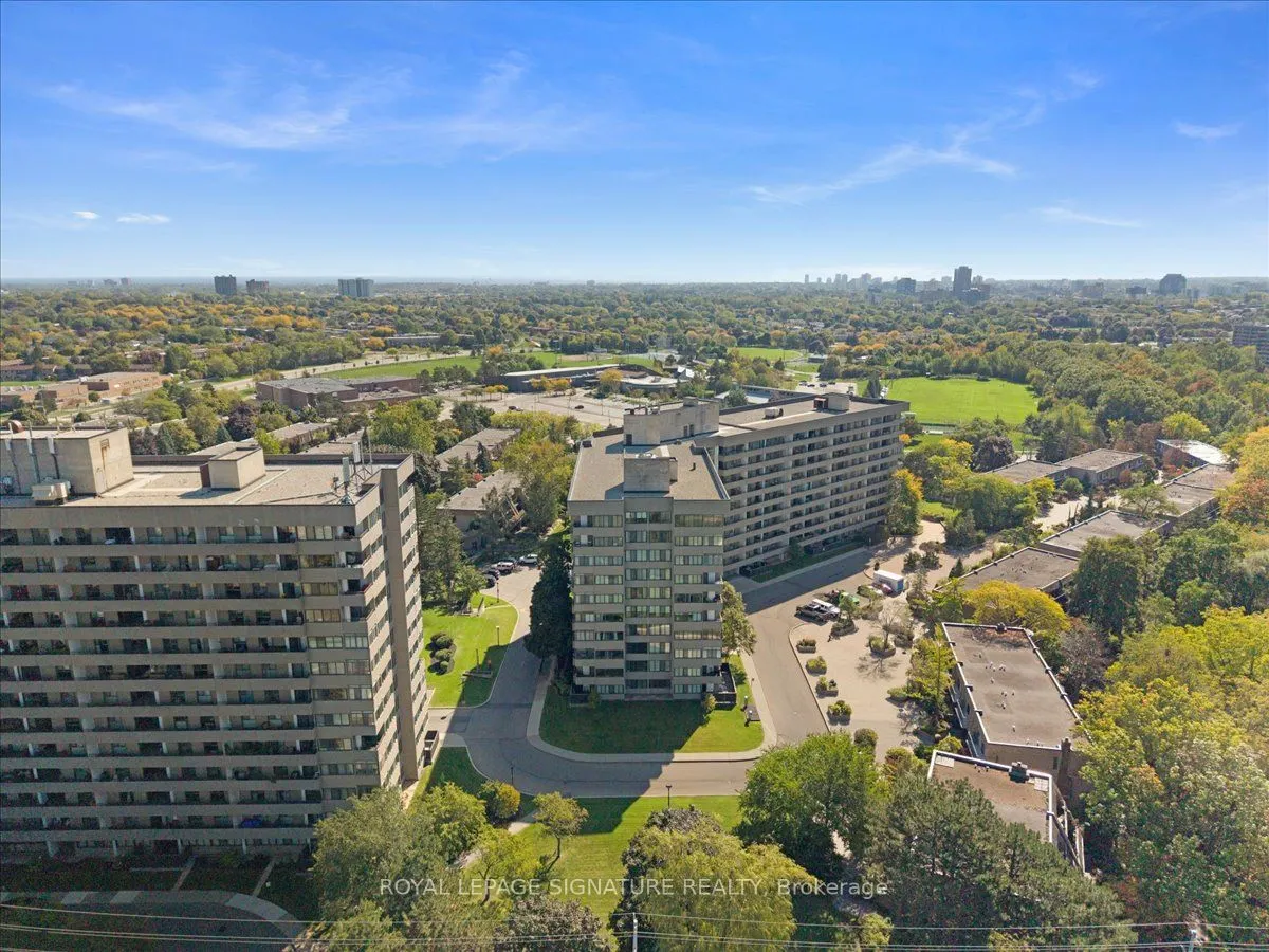 1320 Mississauga Valley Boulevard, #601