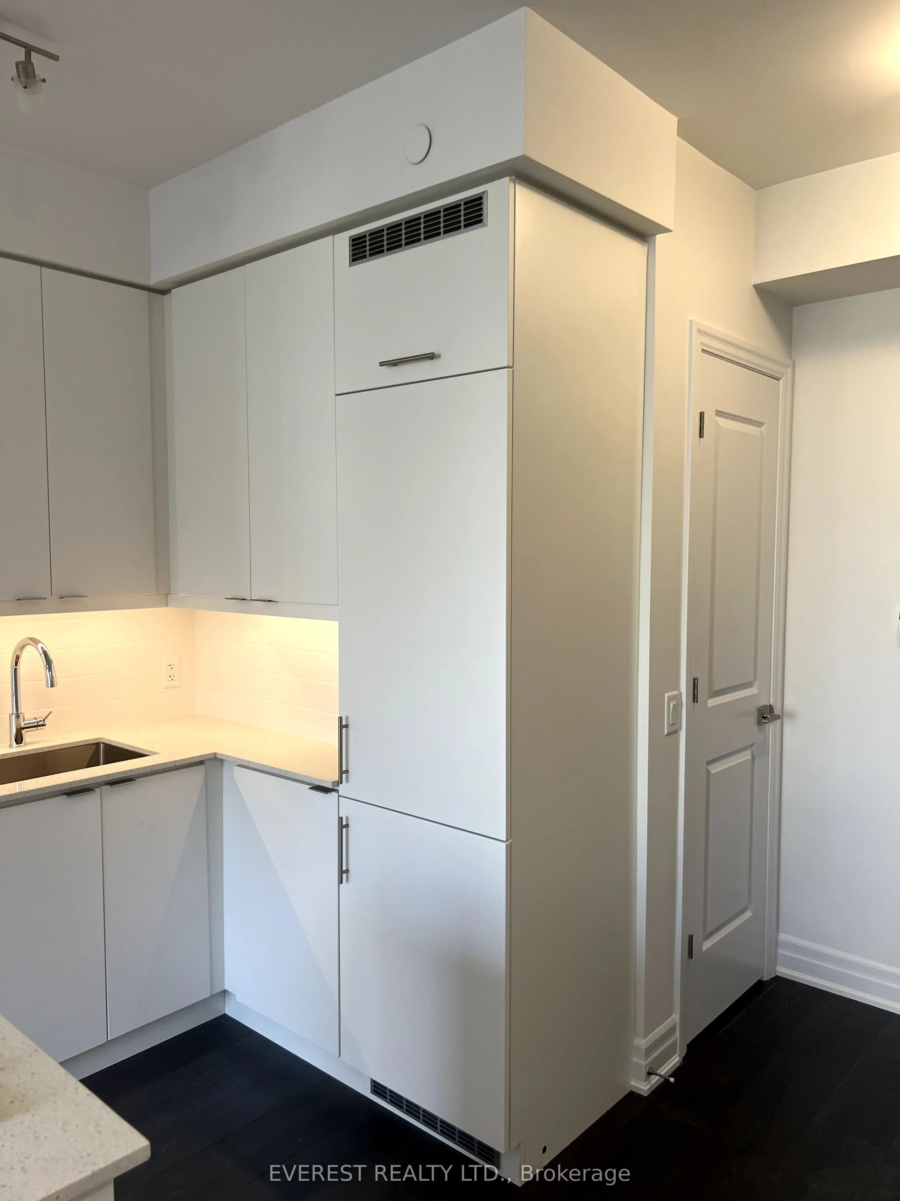 30 Elm Drive E, #1711