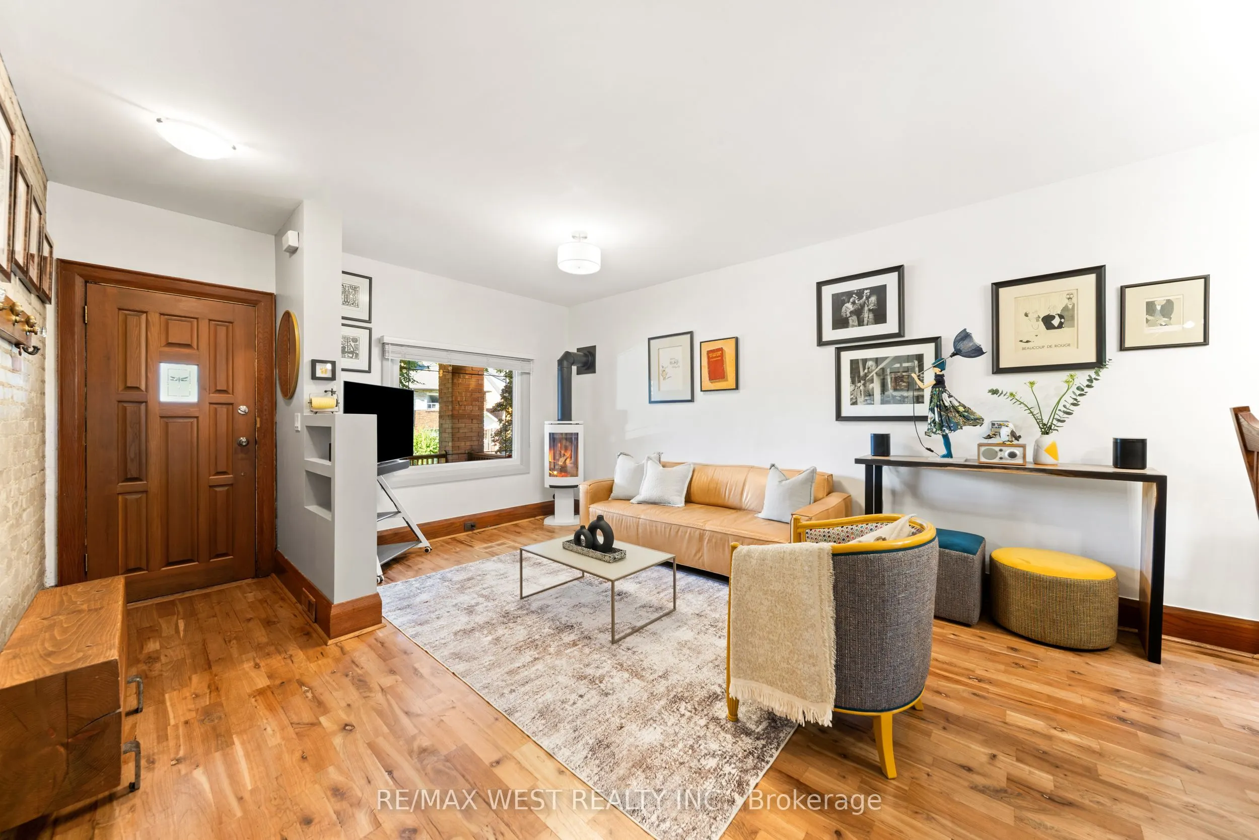 365 Indian Grove