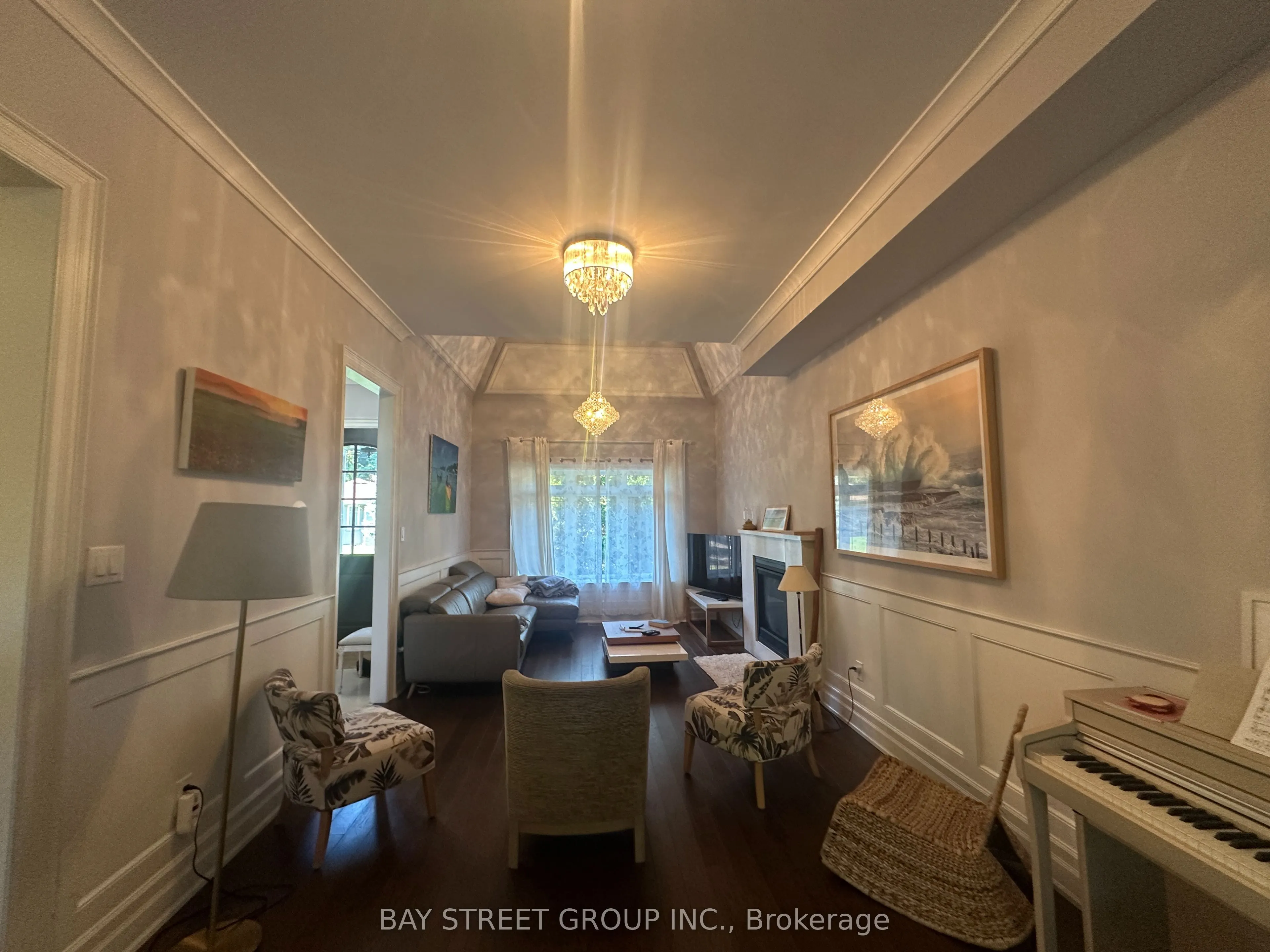 128 Thompson Avenue