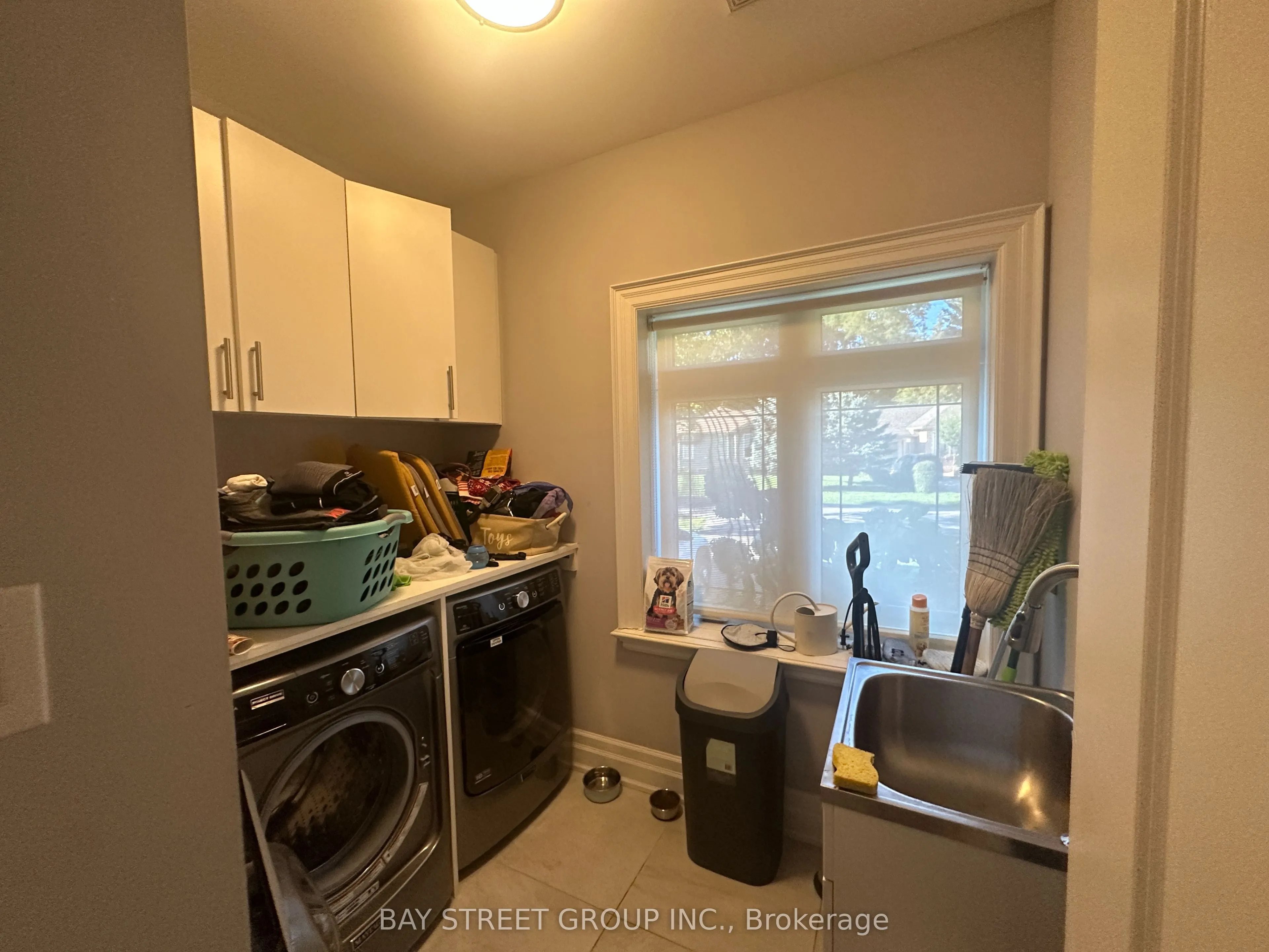 128 Thompson Avenue