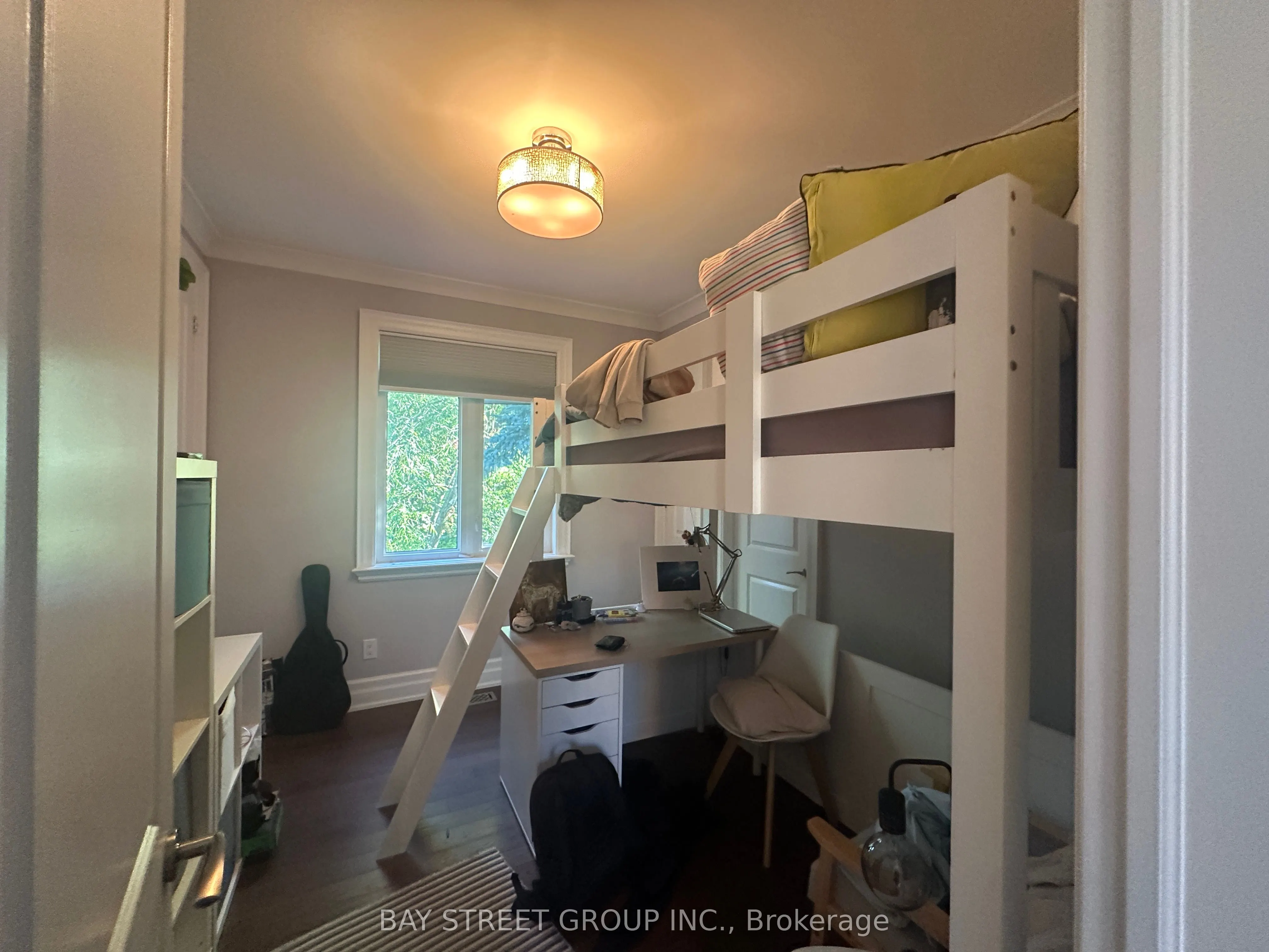 128 Thompson Avenue