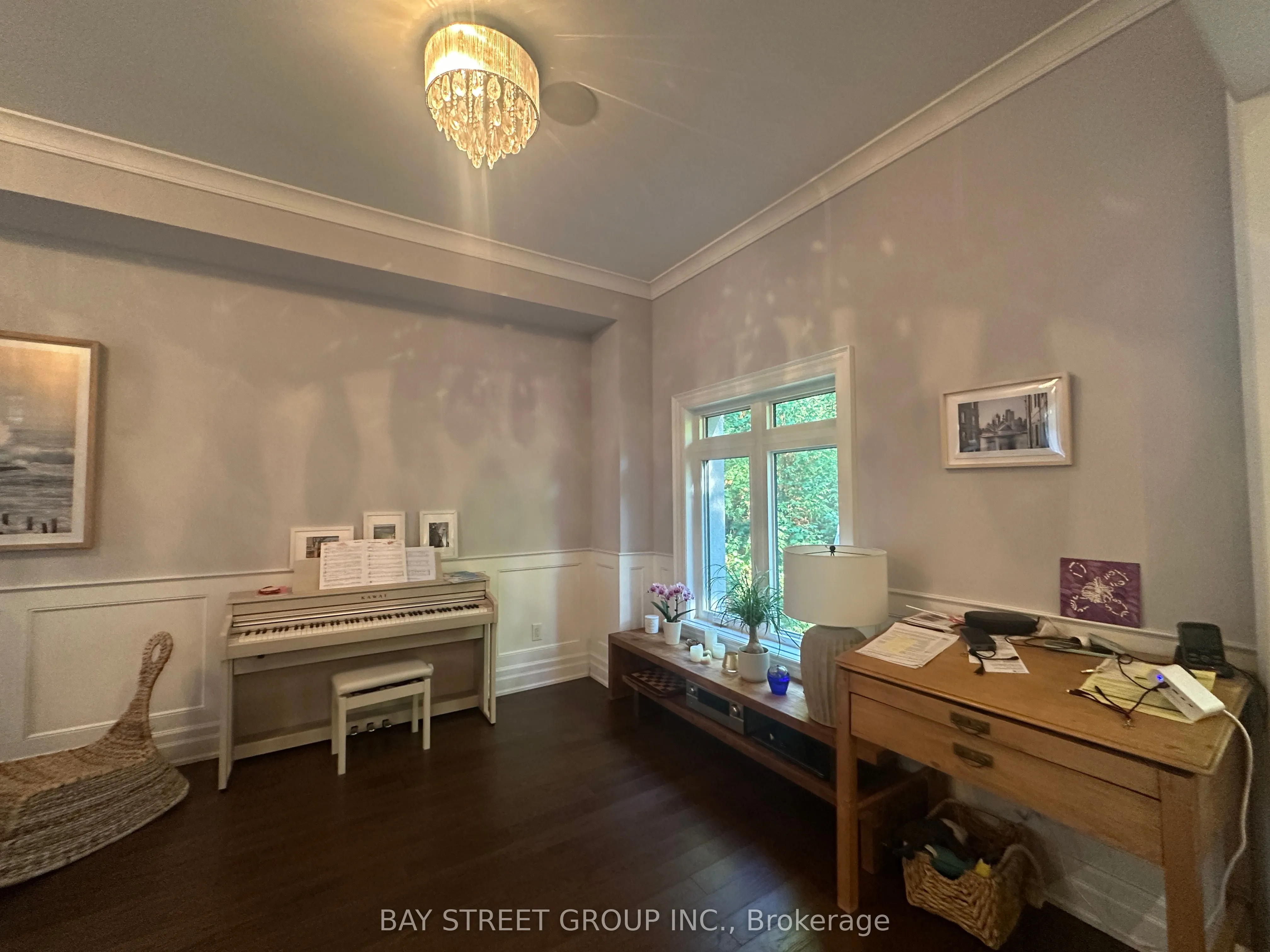 128 Thompson Avenue