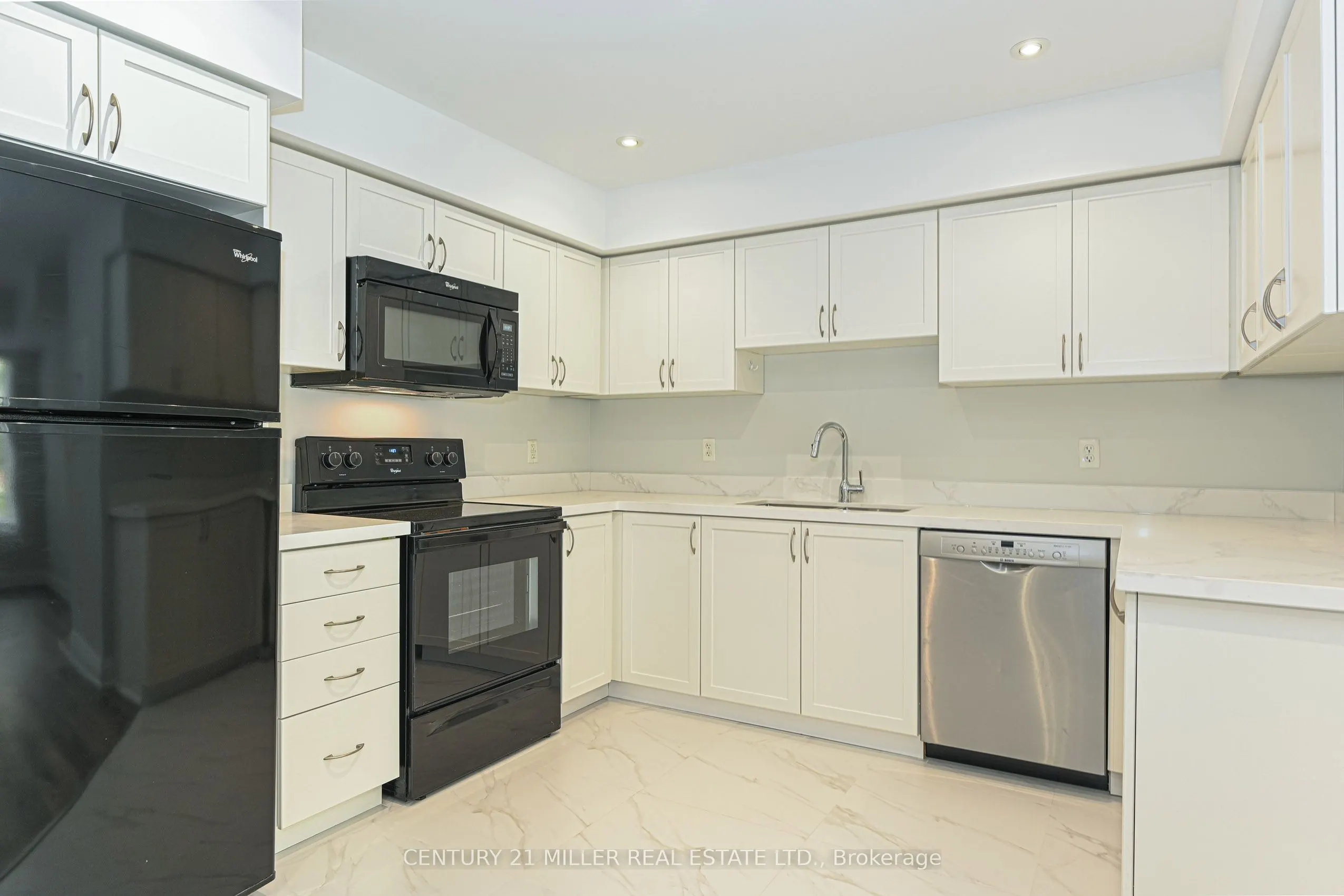43 Hays Boulevard, #2