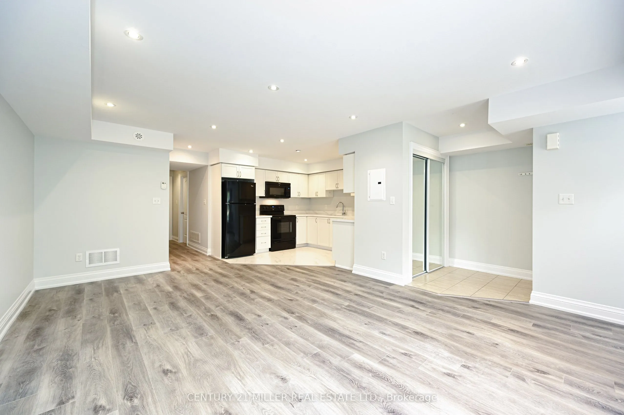 43 Hays Boulevard, #2