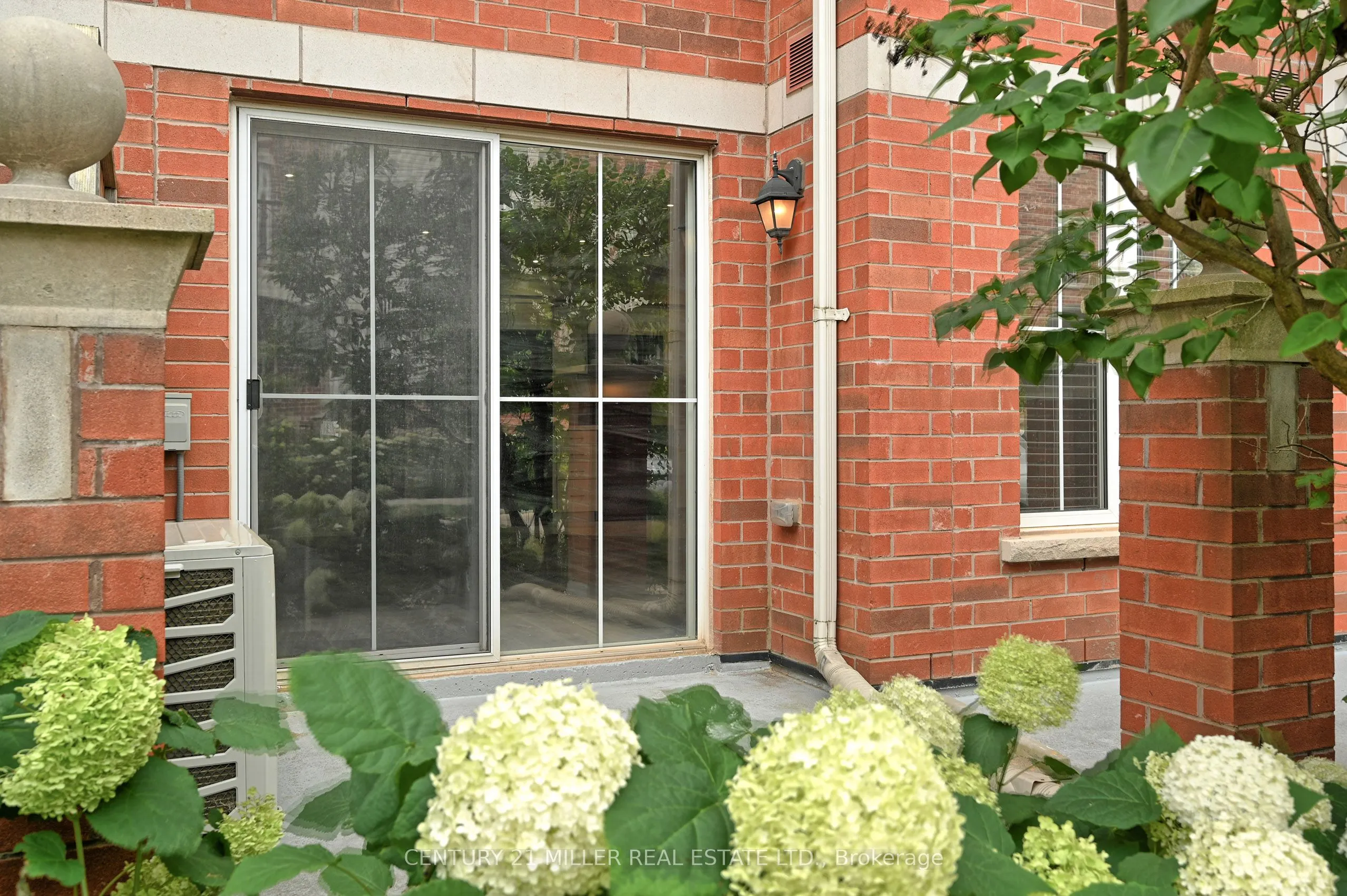 43 Hays Boulevard, #2