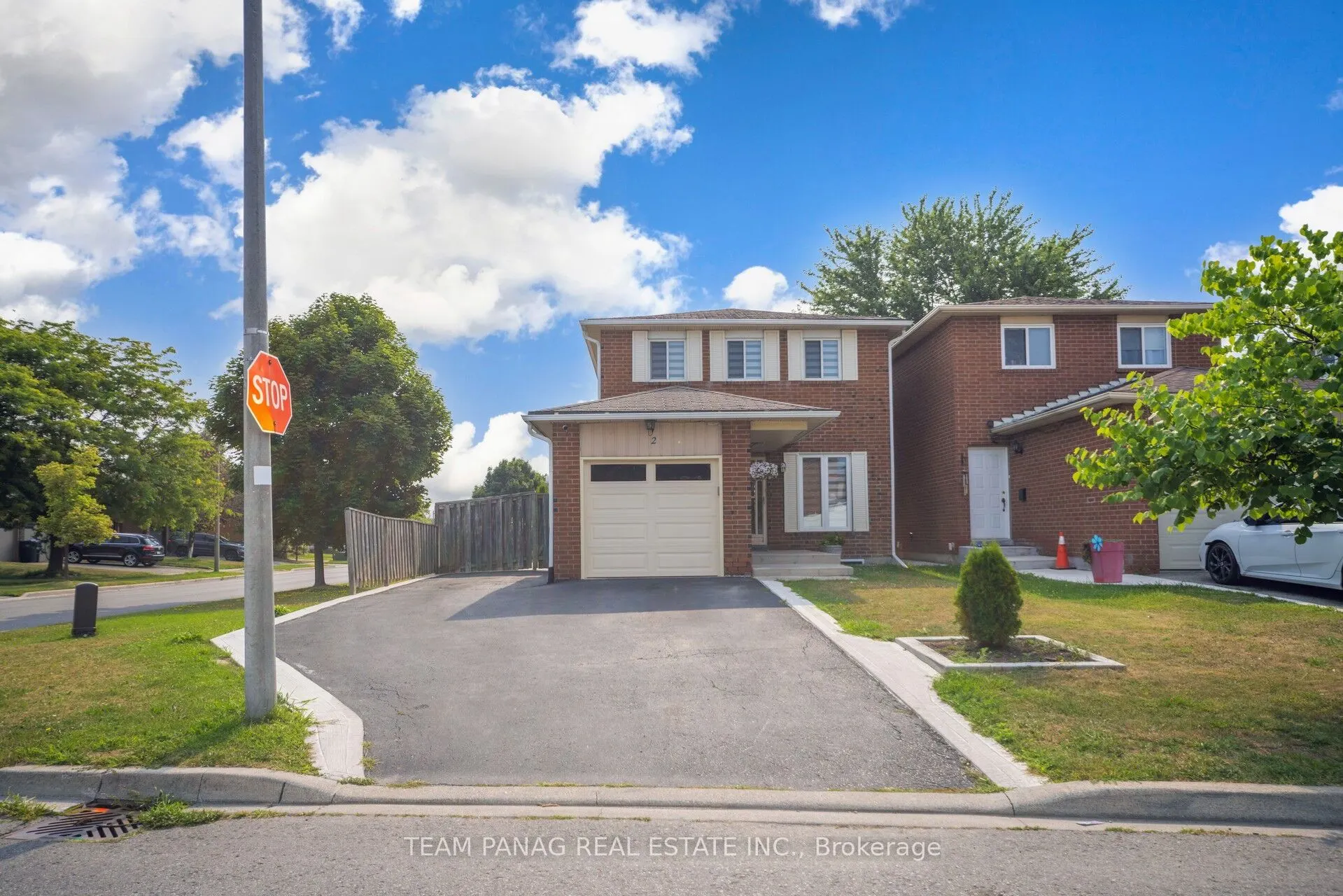 2 Trewartha Crescent