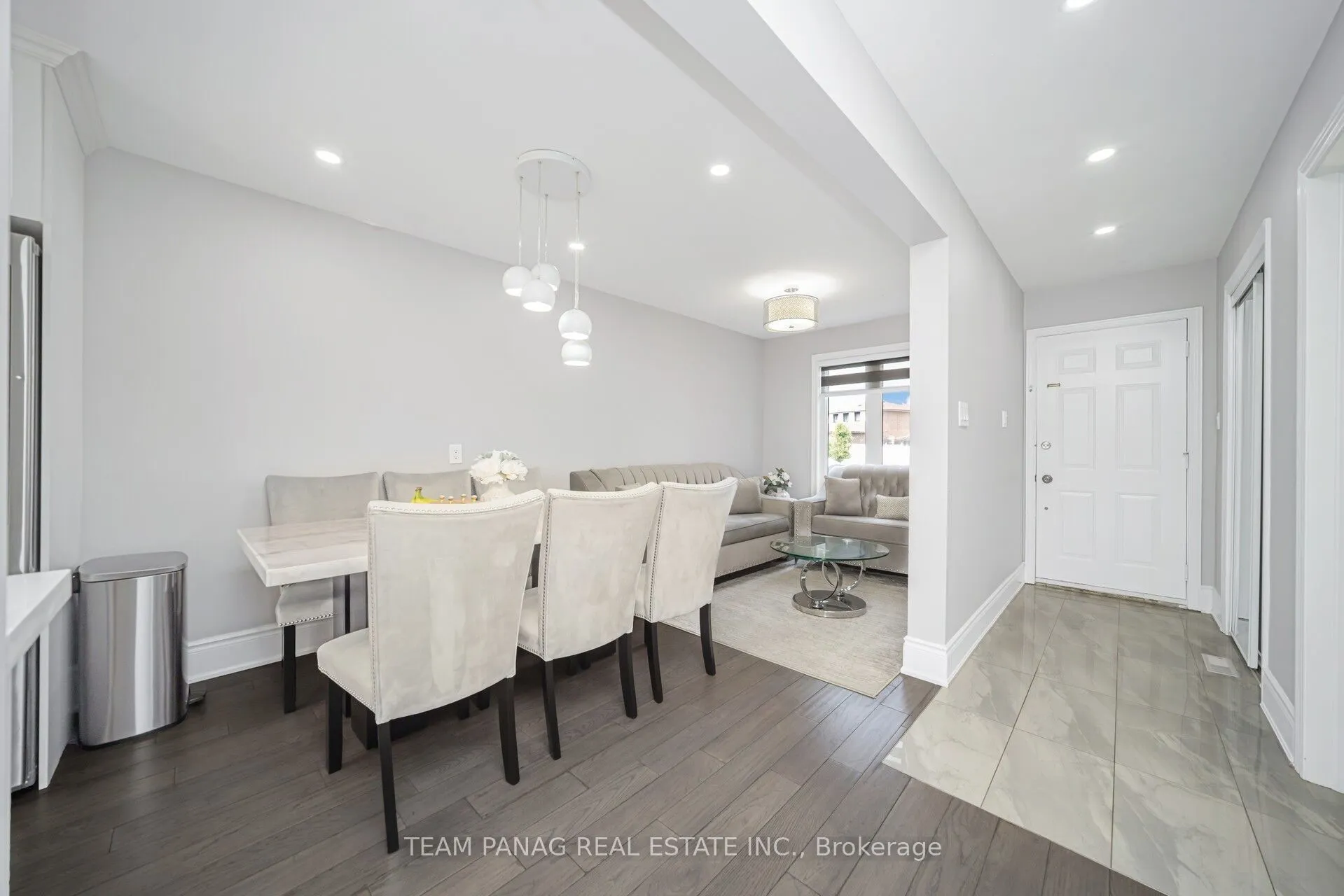 2 Trewartha Crescent