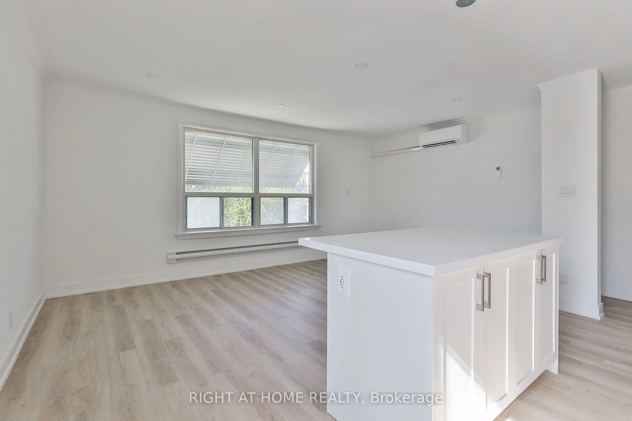 2841 Keele Street, #6