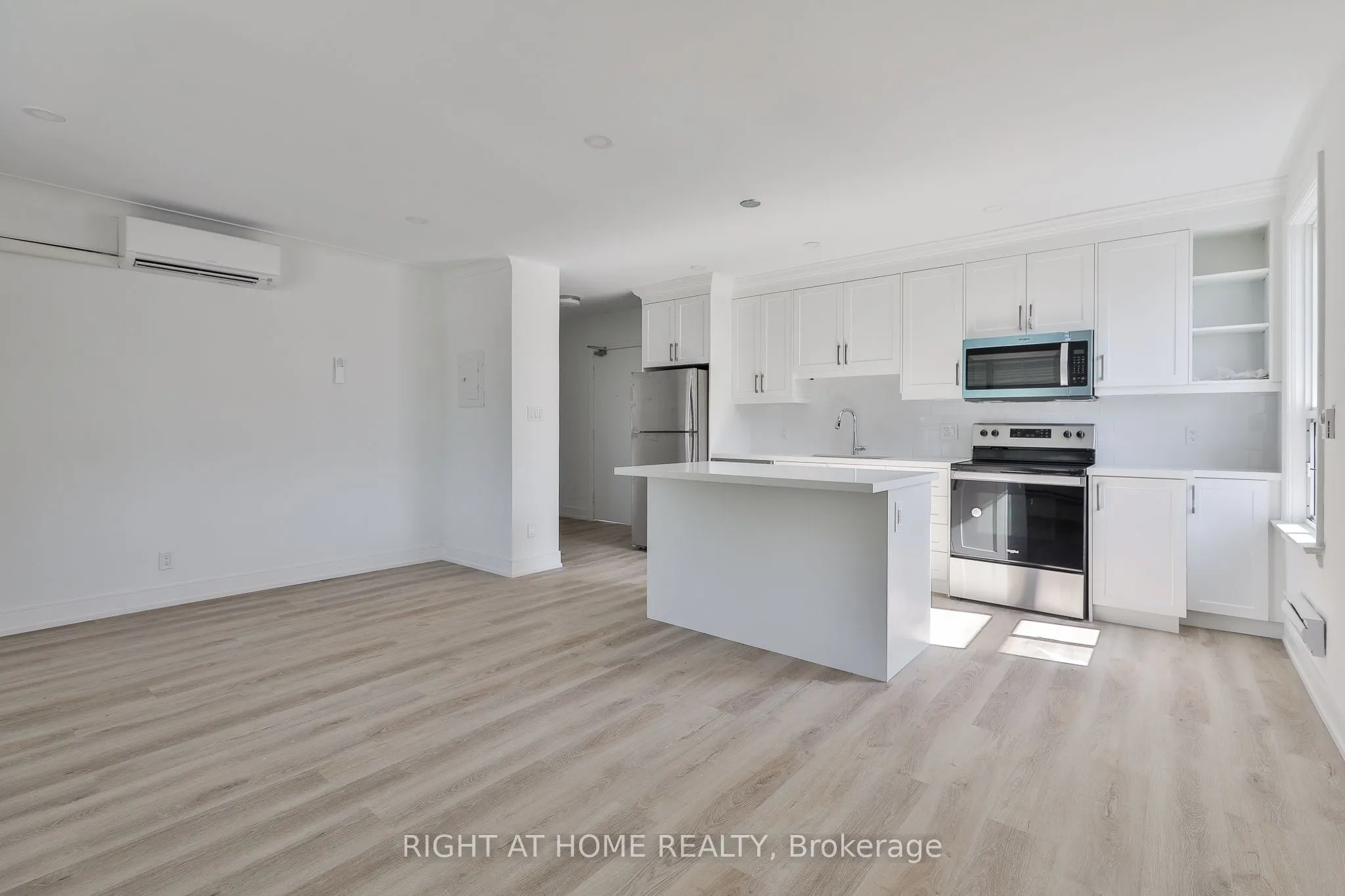 2841 Keele Street, #6