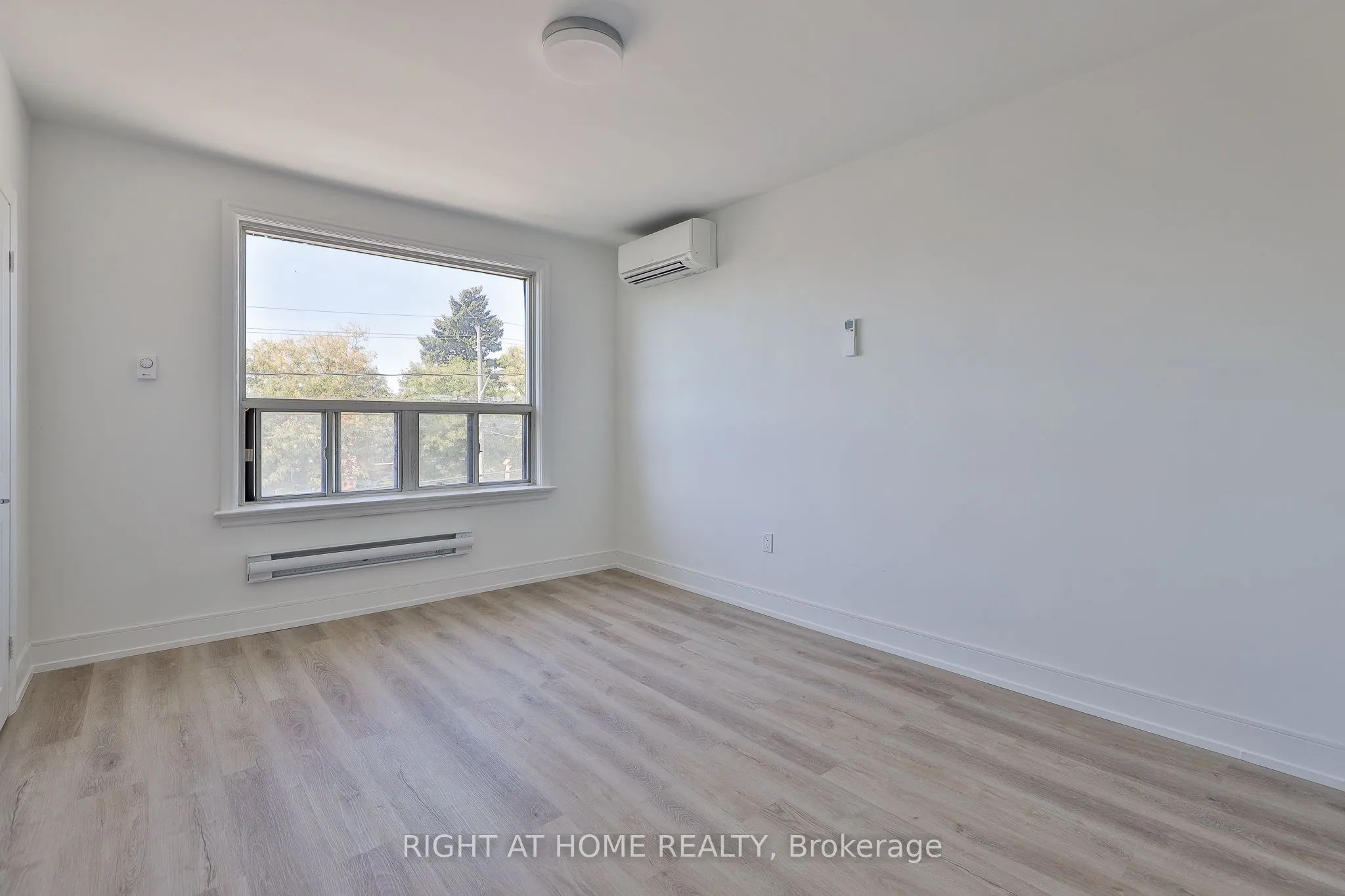 2841 Keele Street, #6