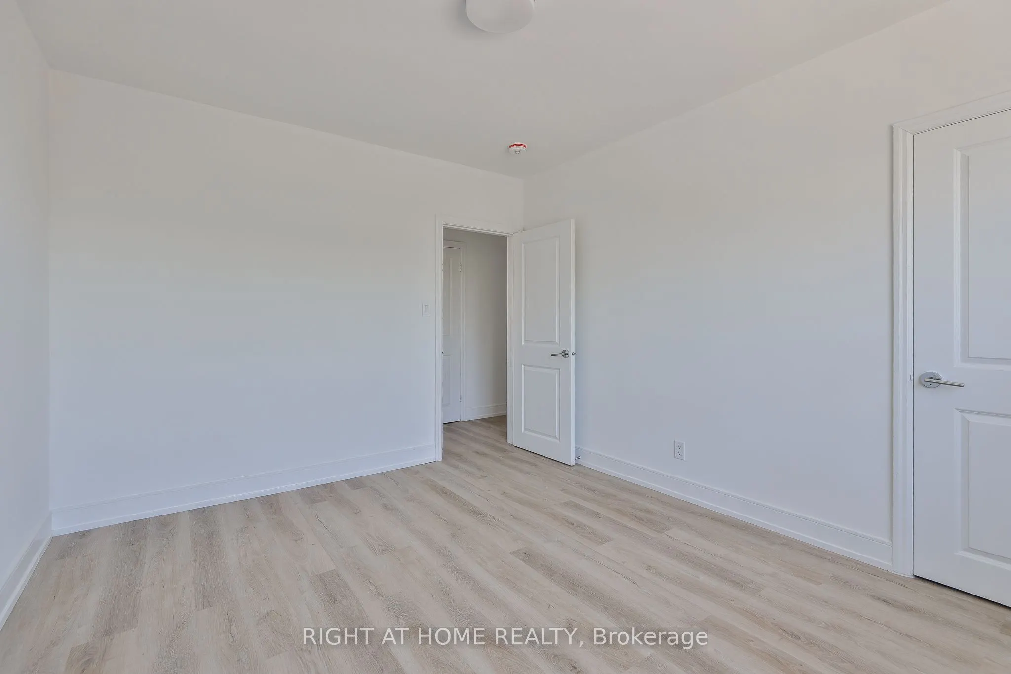 2841 Keele Street, #6