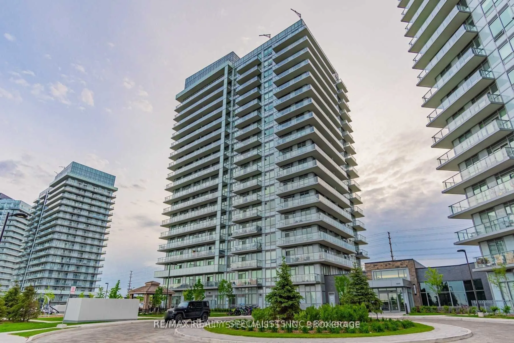 4699 Glen Erin Drive, #709
