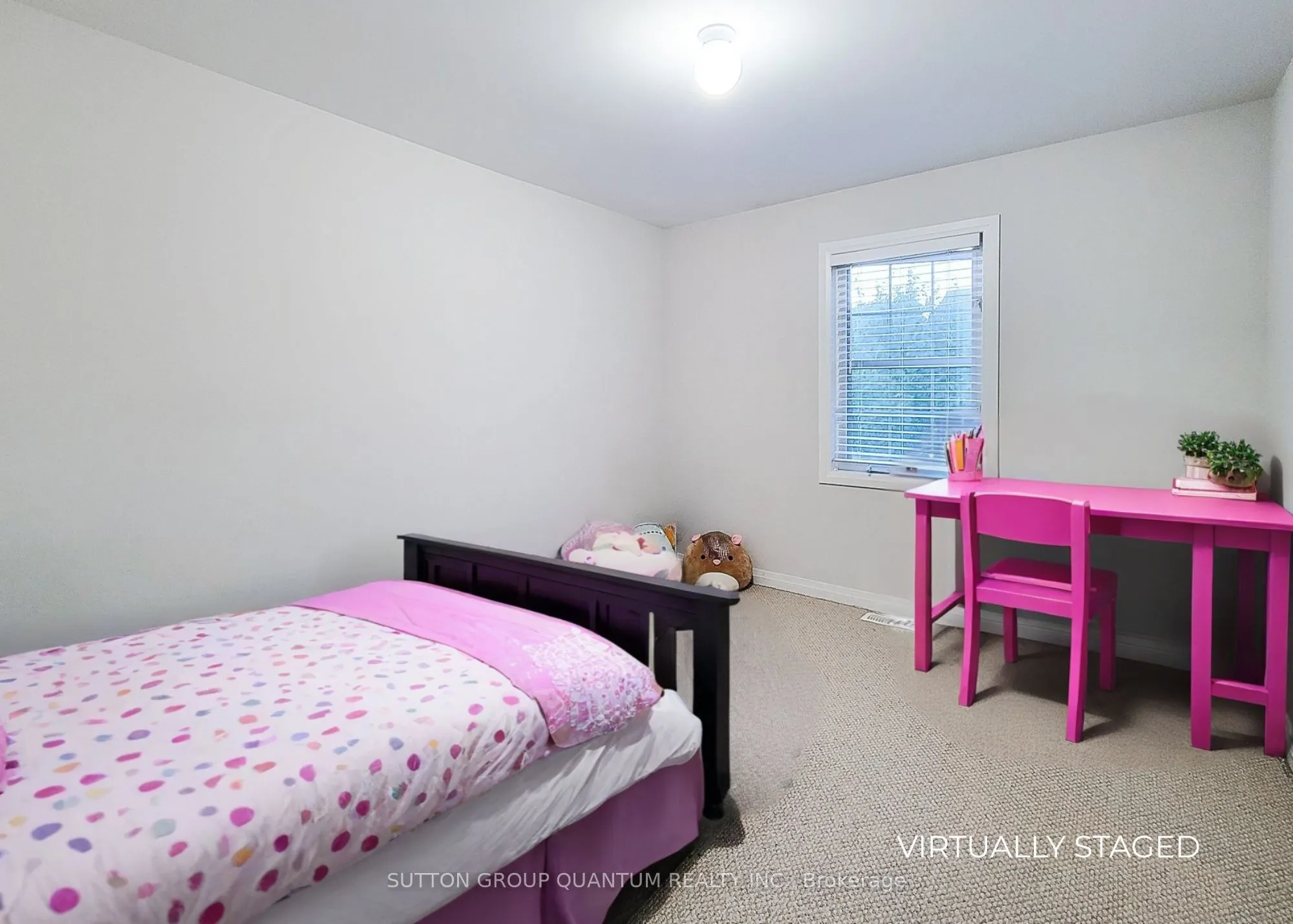 793 Banks Crescent