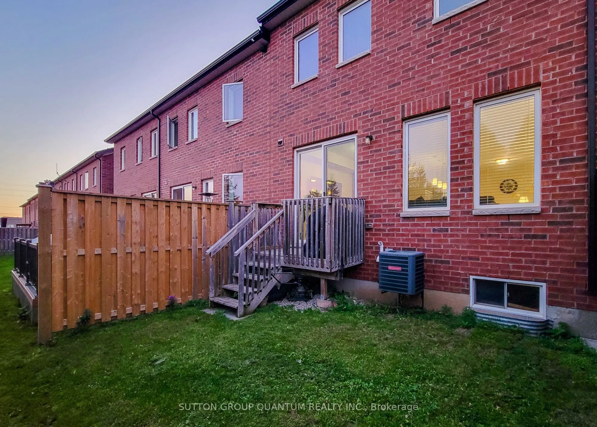 793 Banks Crescent