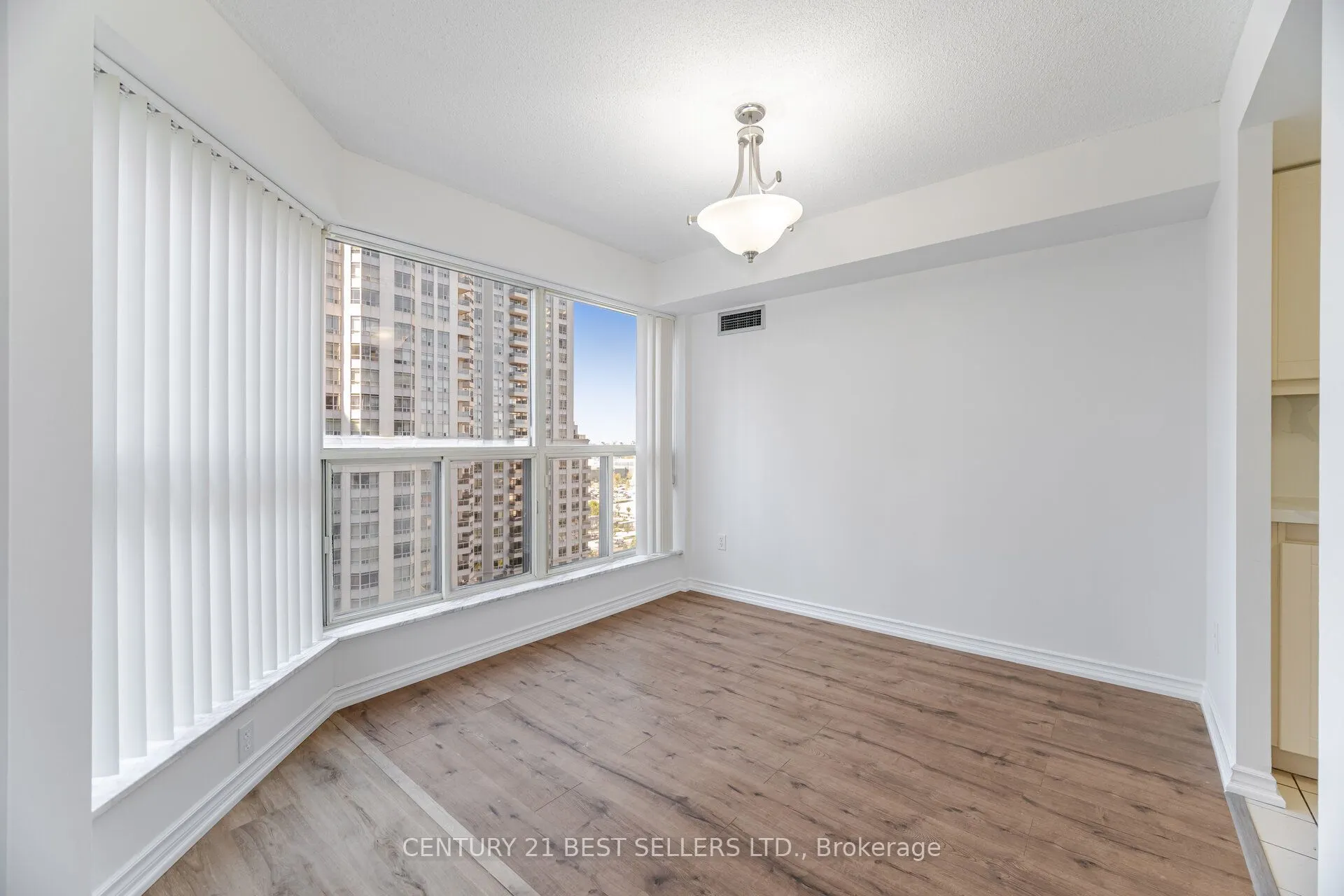 325 Webb Drive, #1704