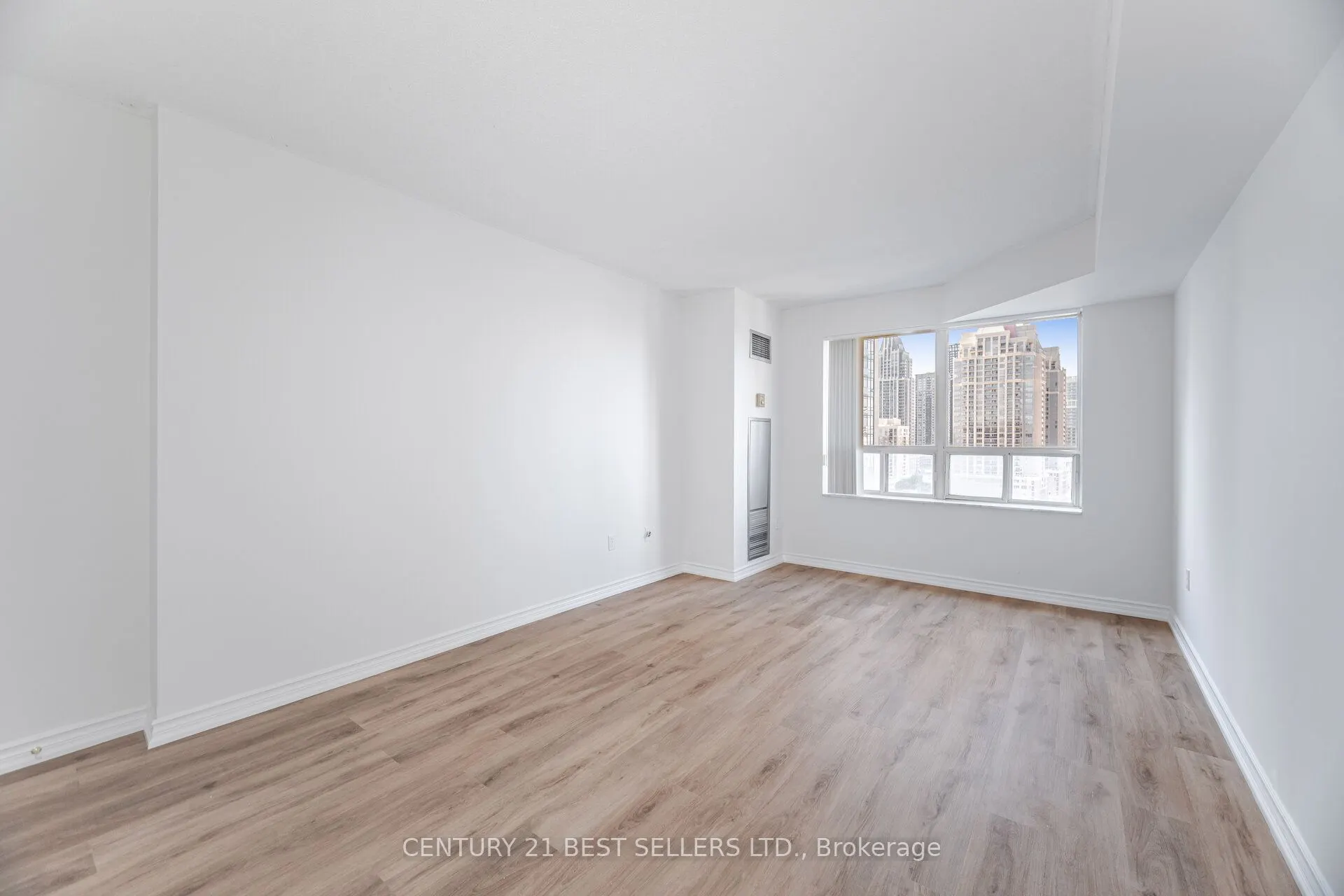 325 Webb Drive, #1704