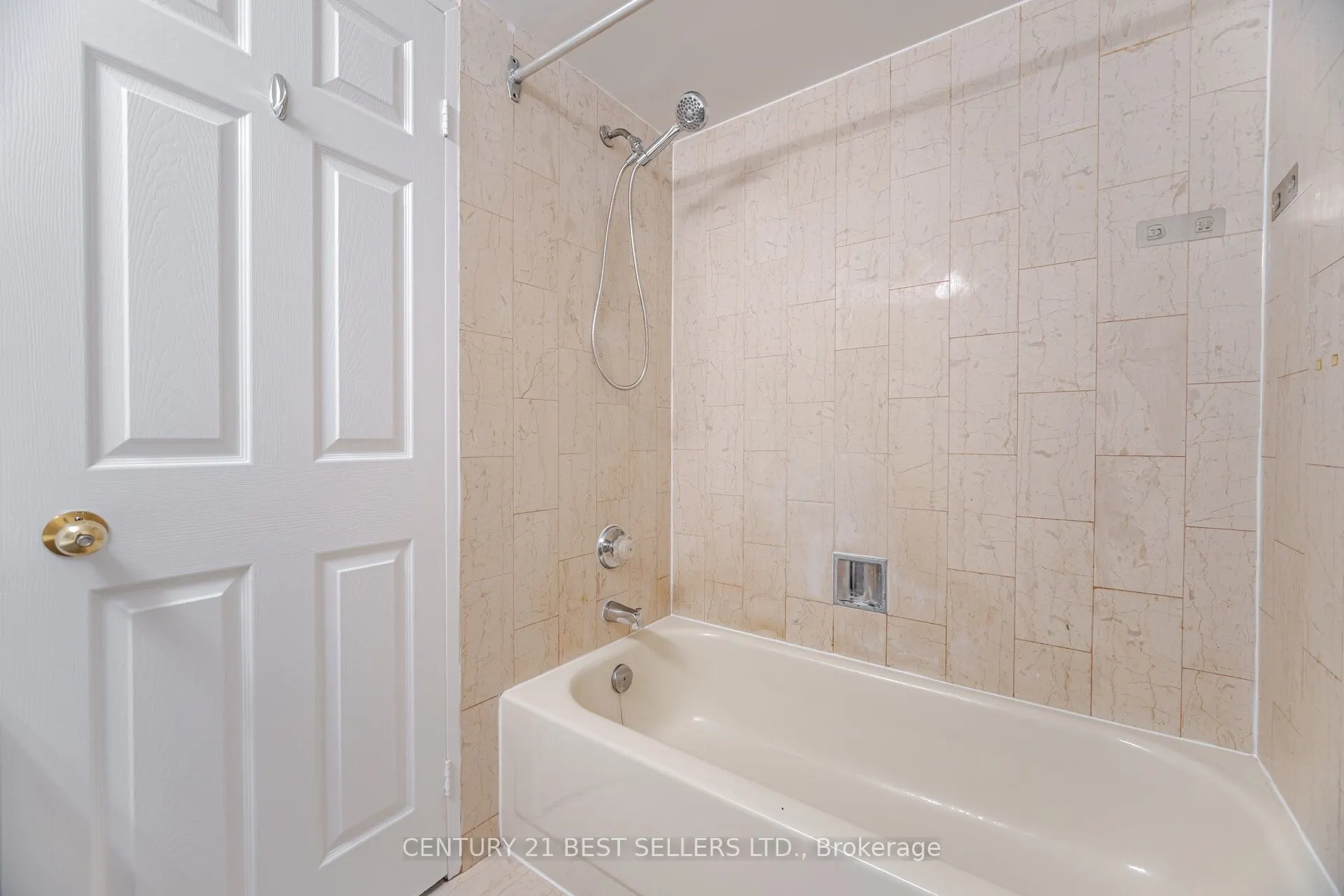325 Webb Drive, #1704