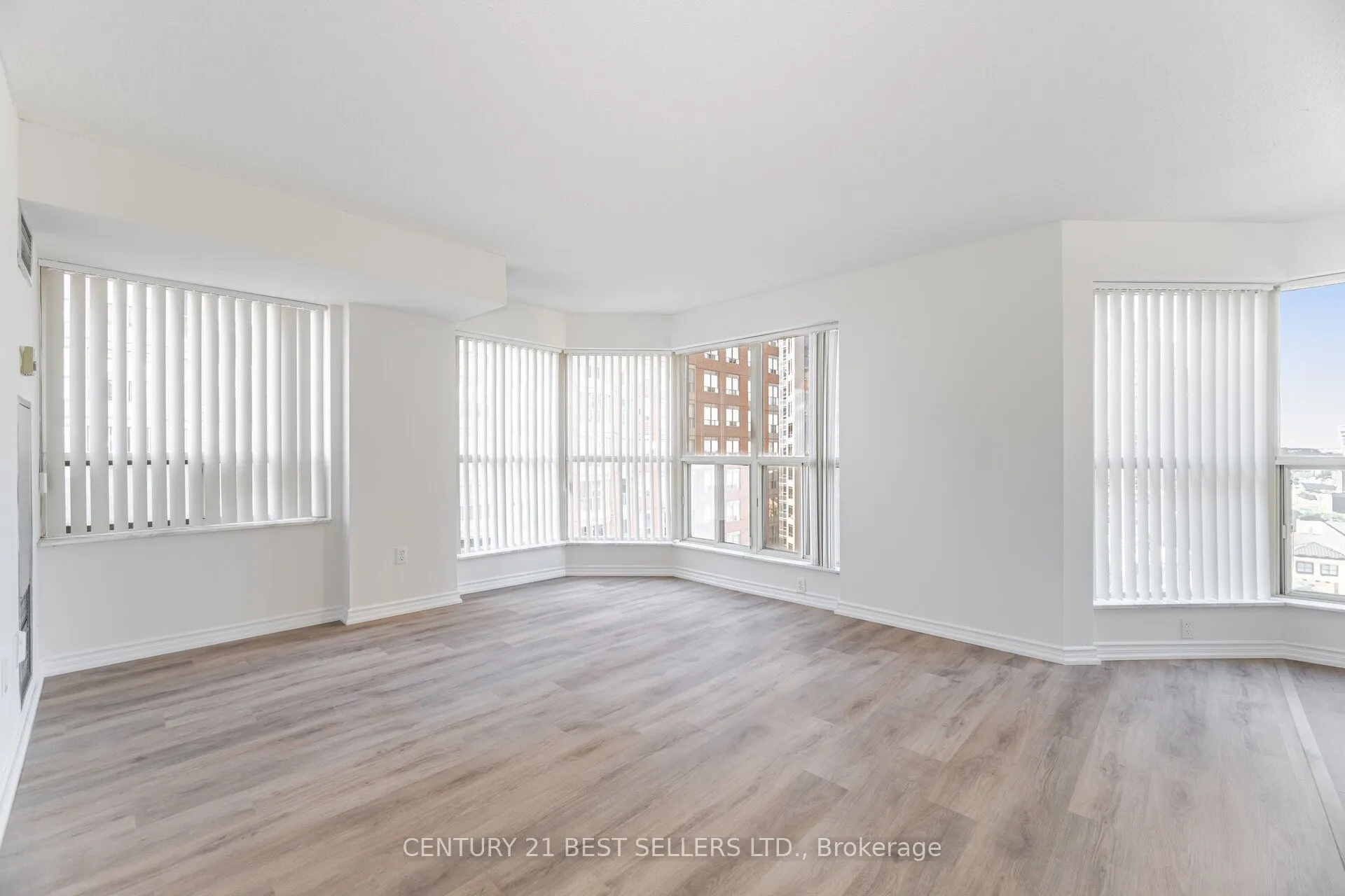 325 Webb Drive, #1704