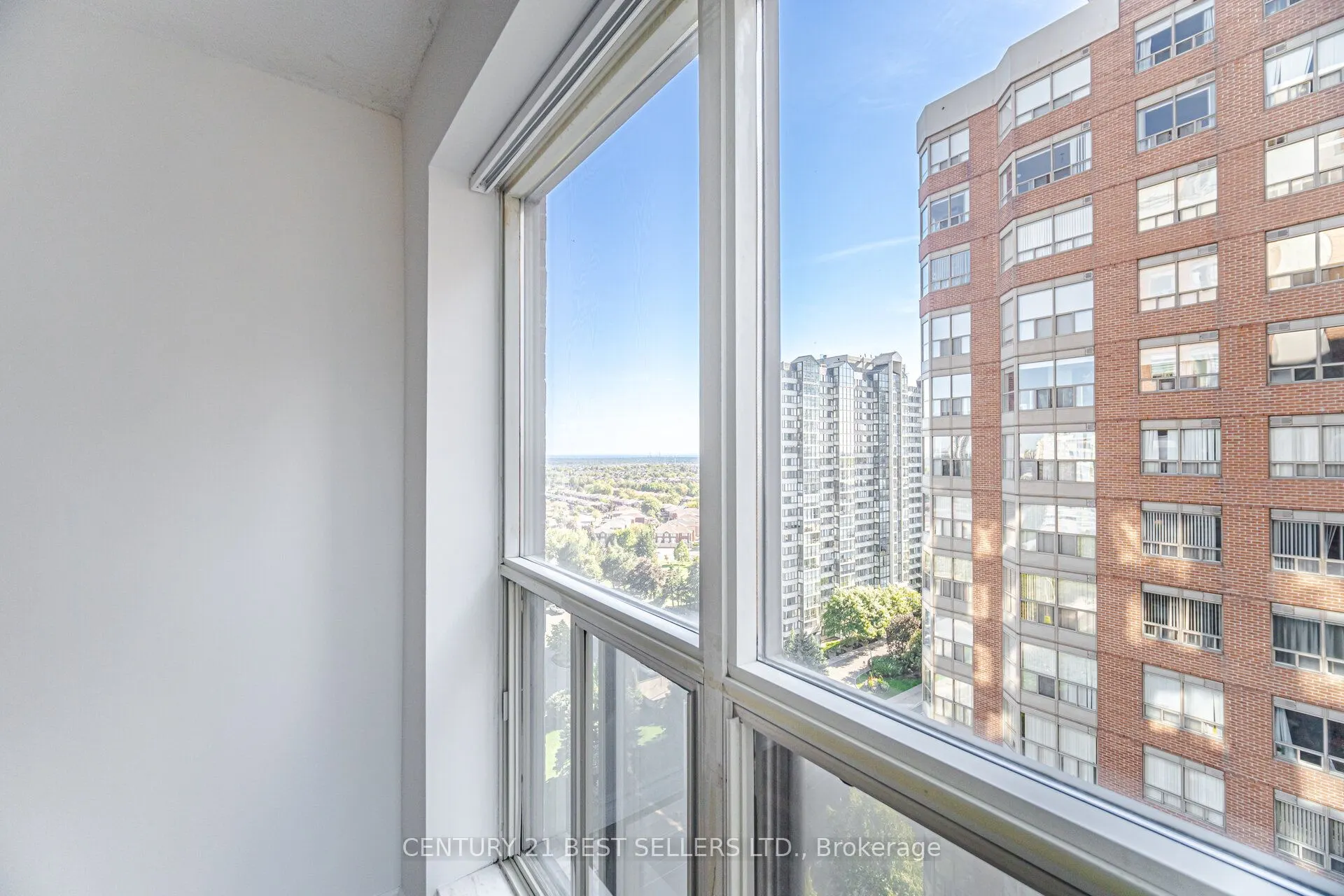 325 Webb Drive, #1704