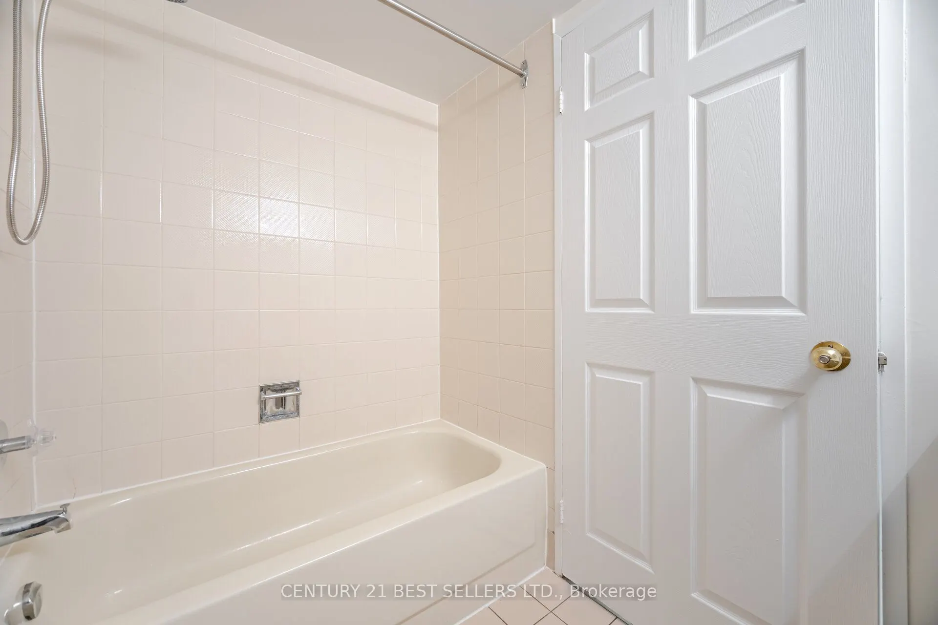 325 Webb Drive, #1704