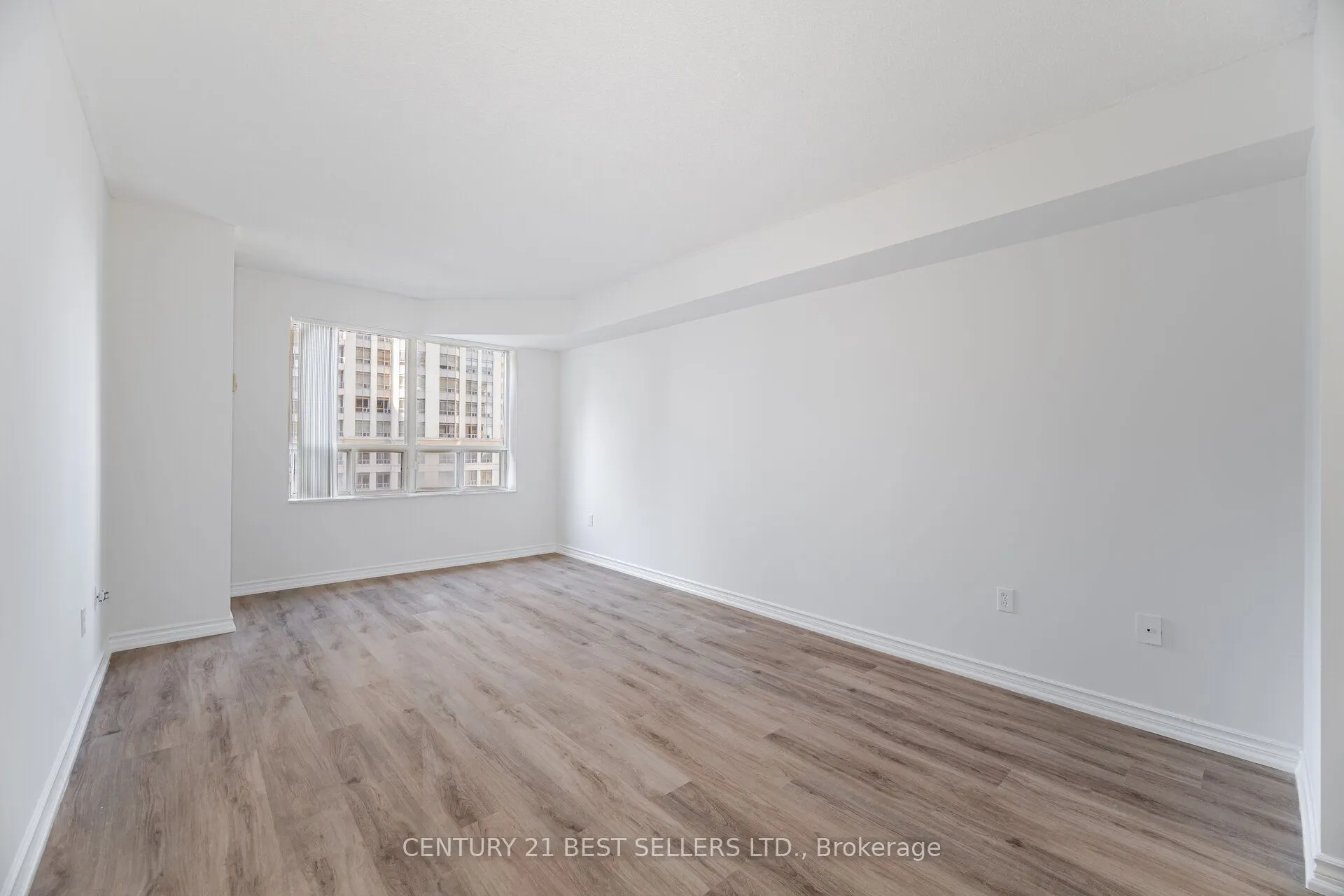 325 Webb Drive, #1704