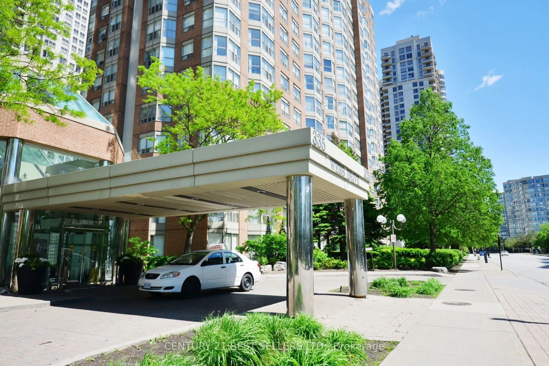 325 Webb Drive, #1704