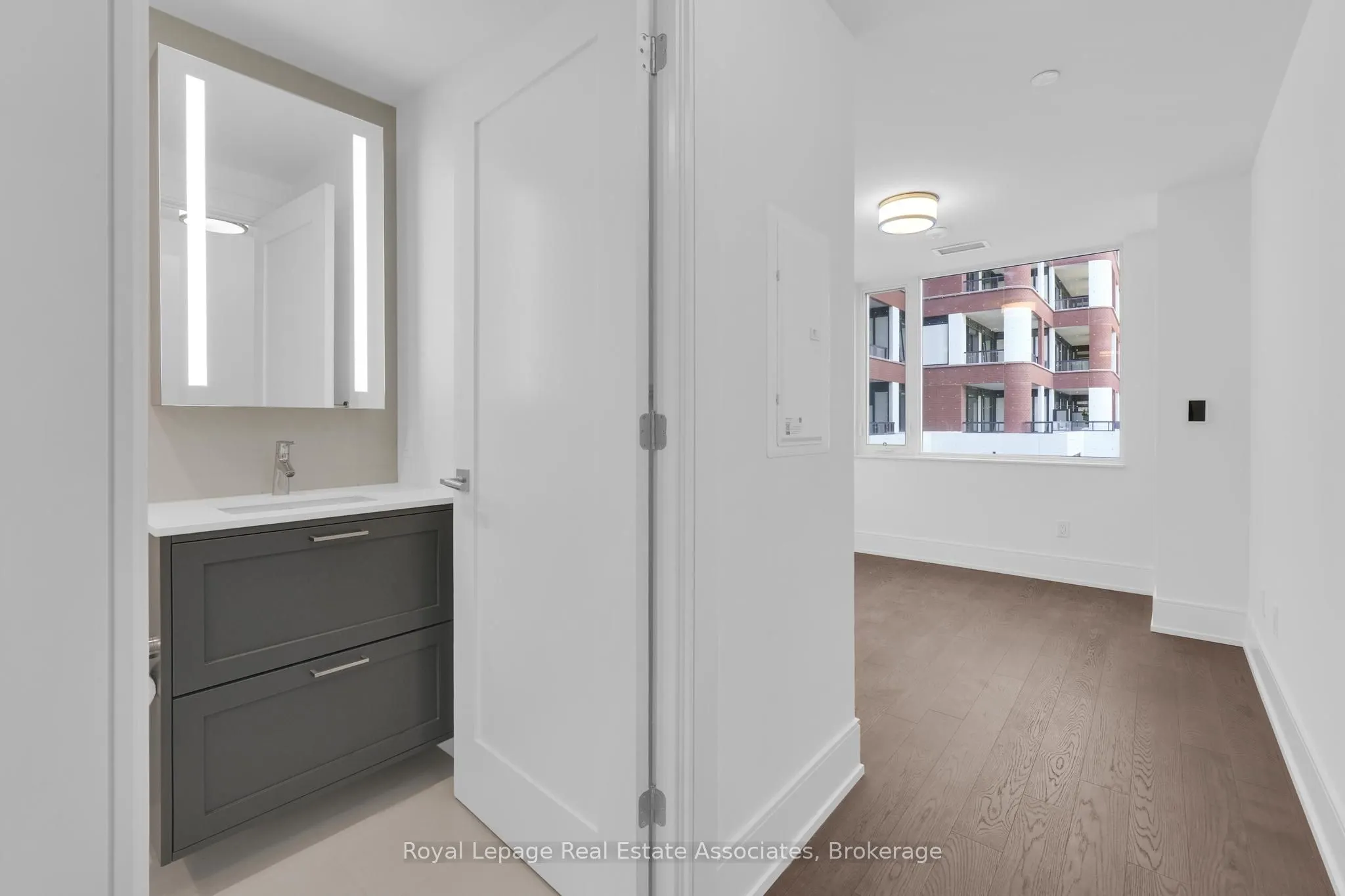 259 The Kingsway, #203