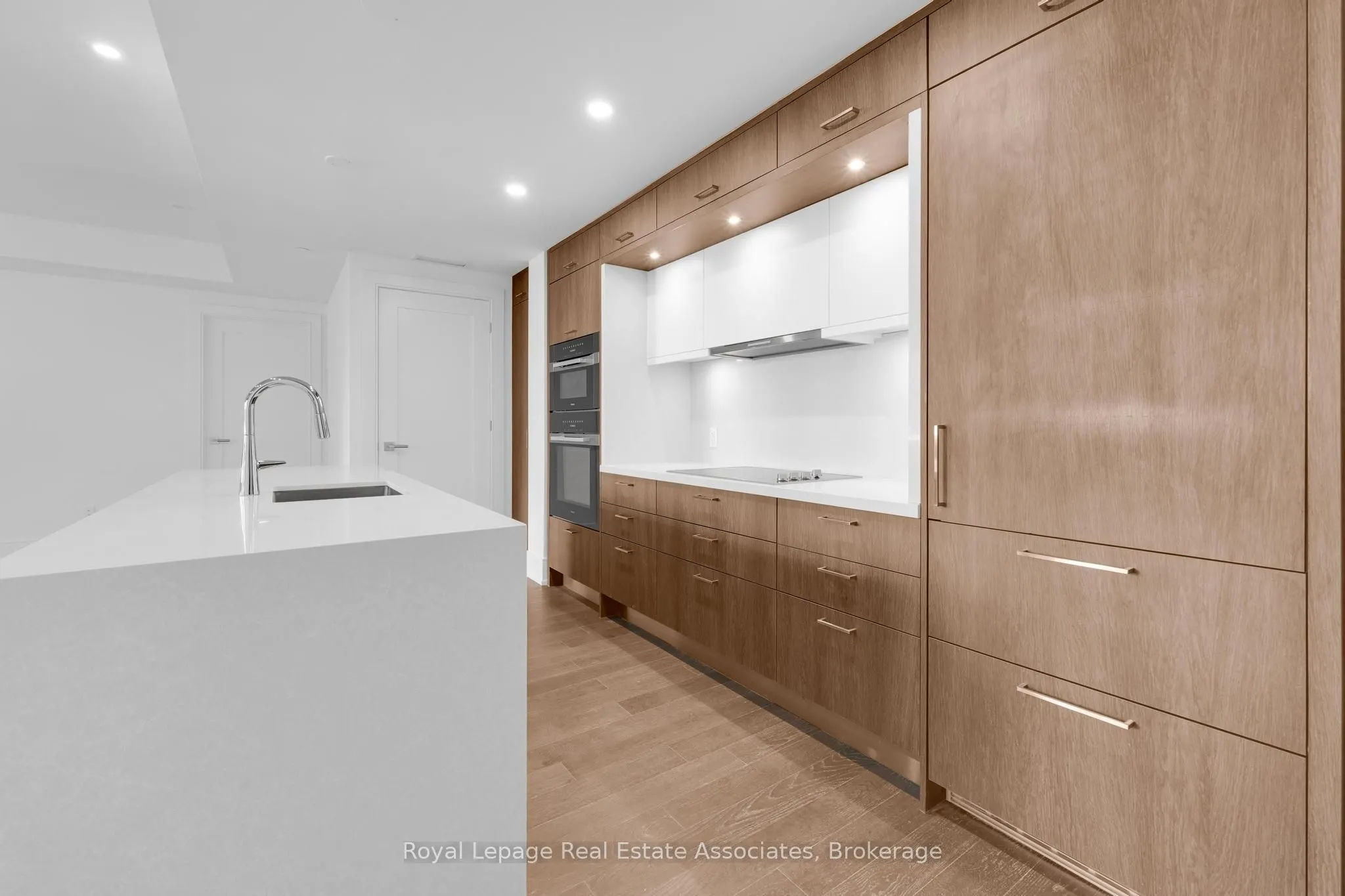 259 The Kingsway, #203