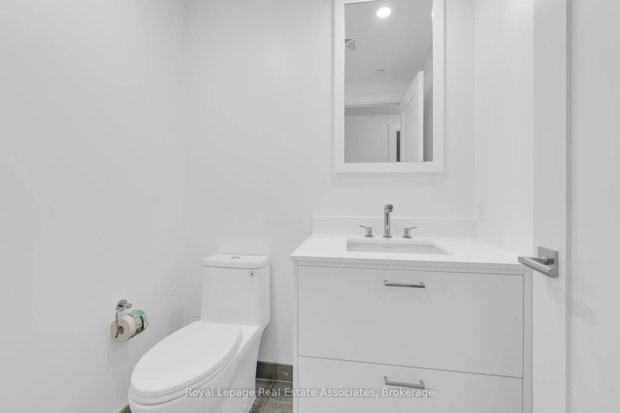 259 The Kingsway, #203