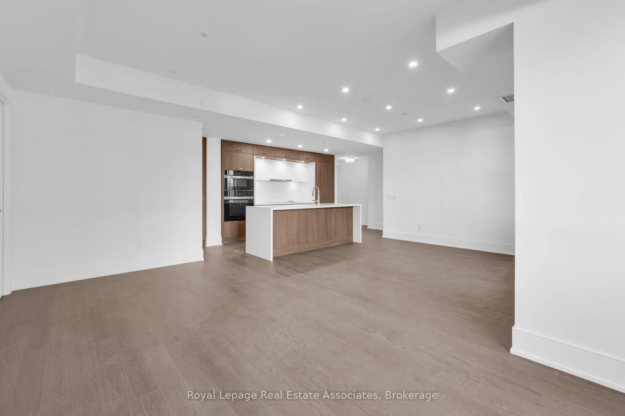 259 The Kingsway, #203