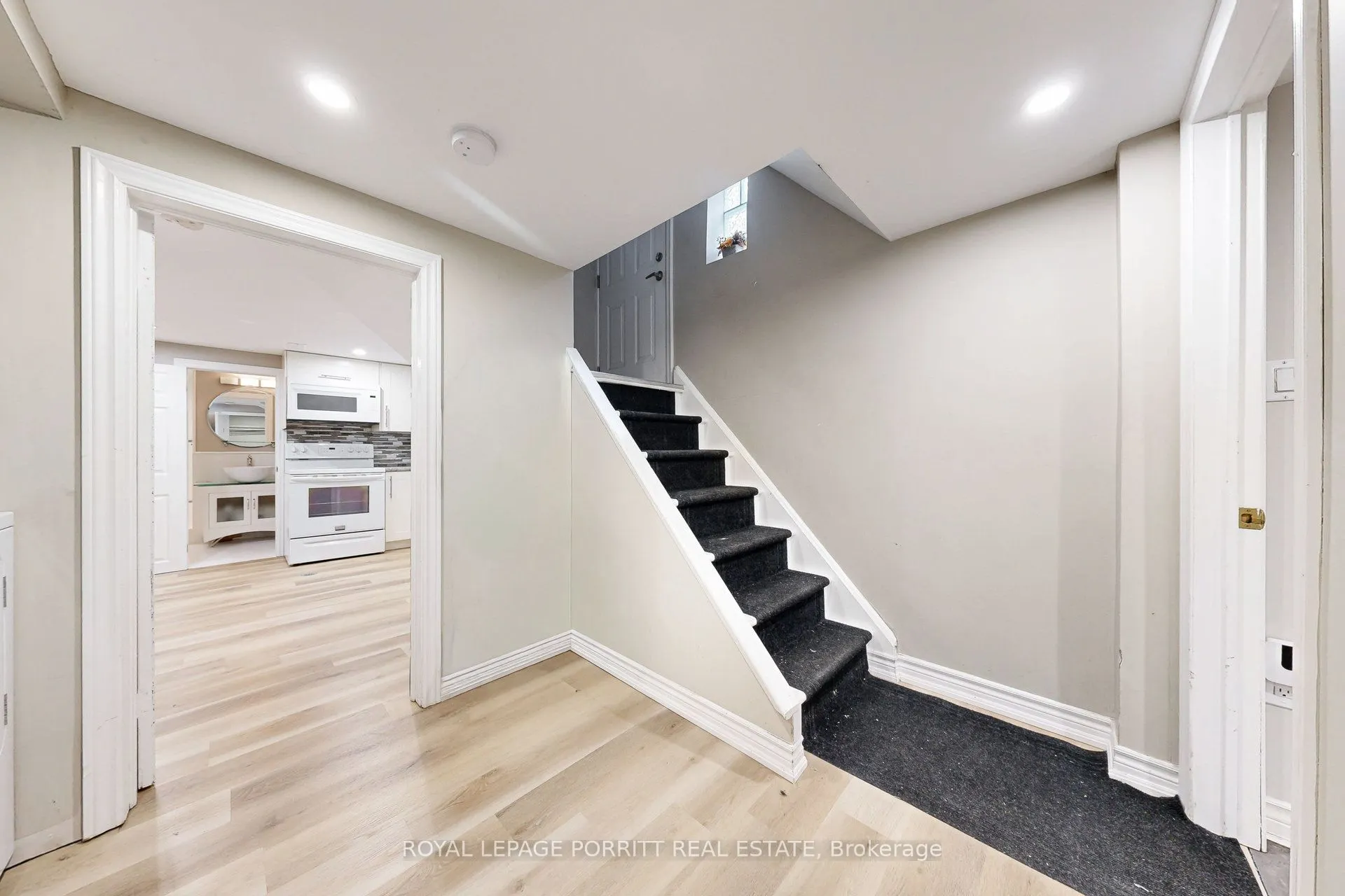 73 Gort Avenue, #B