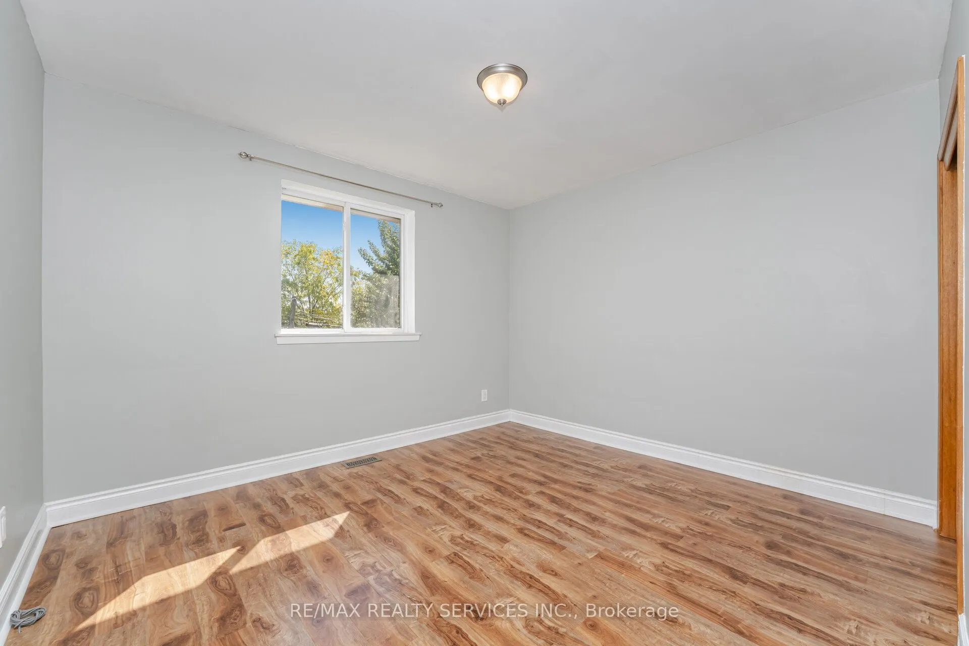 61 Avondale Boulevard