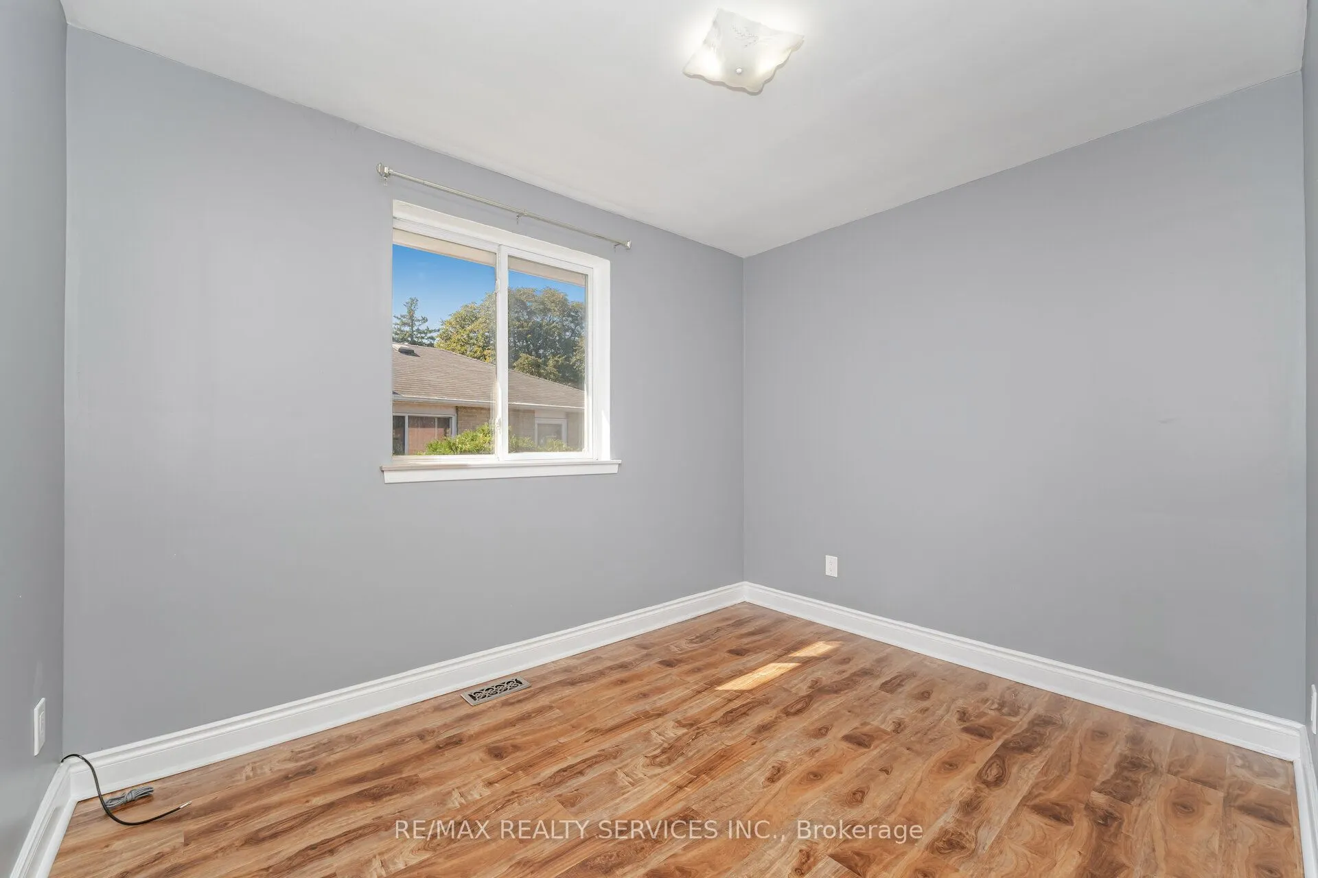 61 Avondale Boulevard