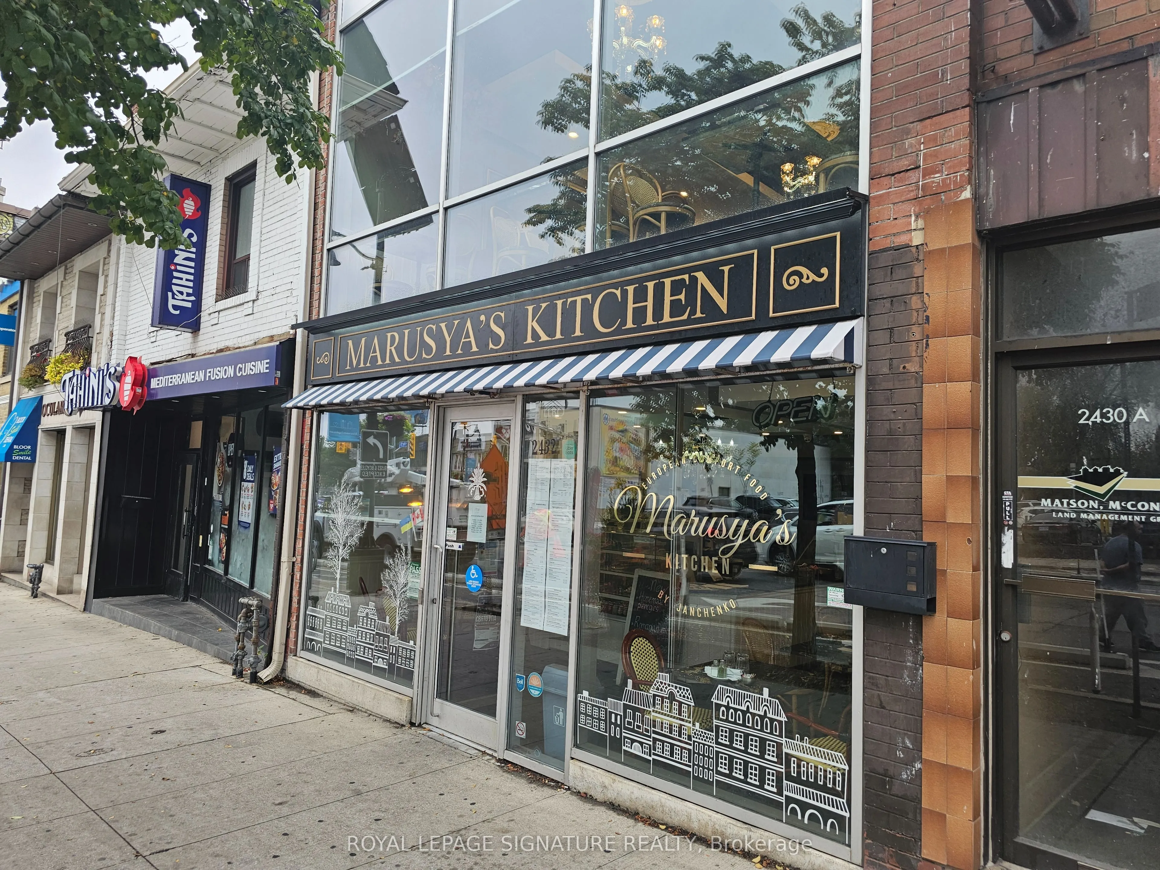 2432 Bloor Street W