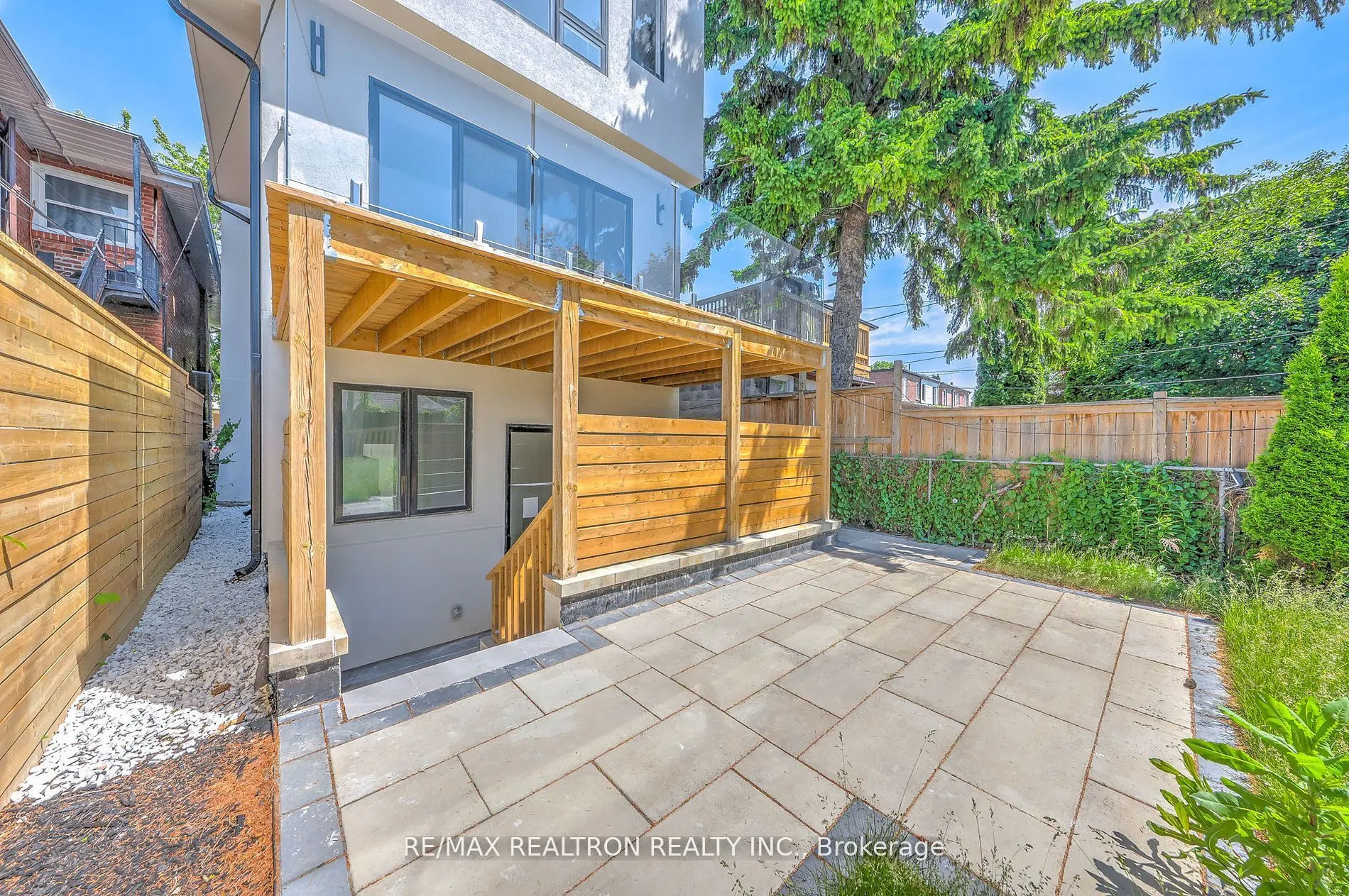 81 Peterborough Avenue