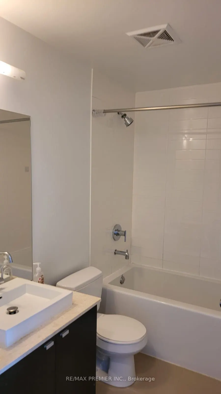 105 The Queensway Avenue, #2906